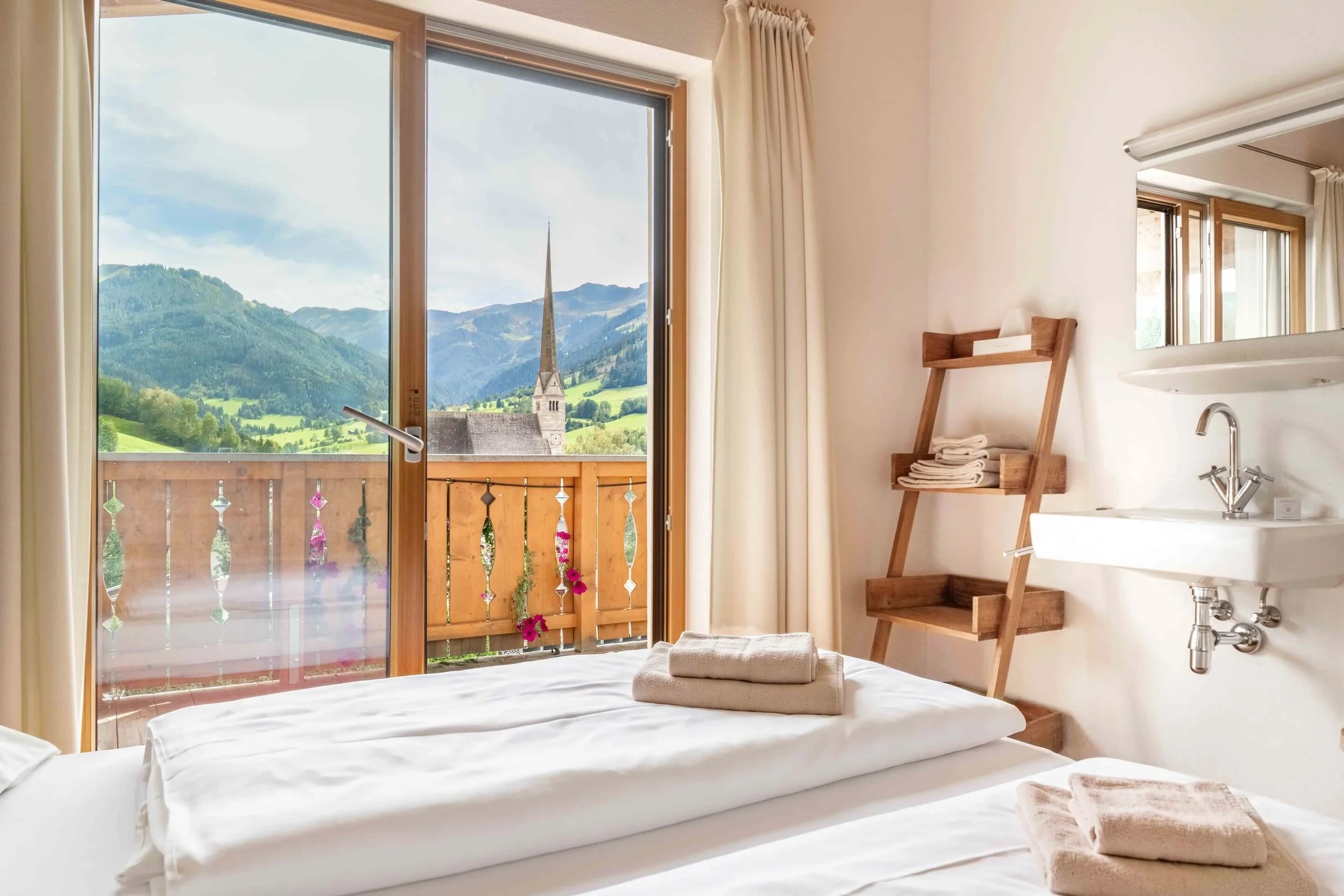 Eder View Appartement 10 (12 van 30) - opgemaakt bed v2.jpg