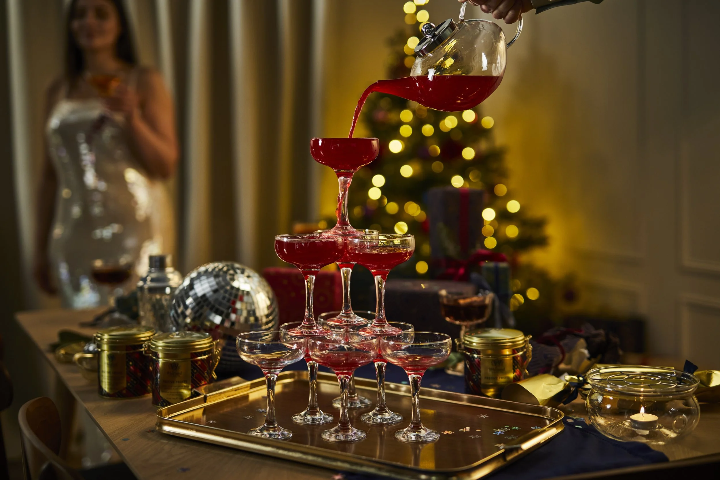 WT0001 Whittard Christmas_Tea Infused Cocktail Pyramid.jpg