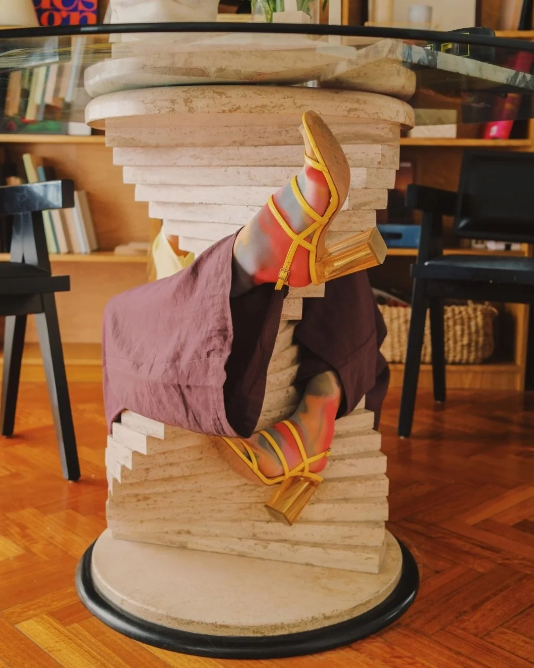 GO BOLD. 
PIEZAS QUE ME ATRAVIESAN. 

Encontrar muebles que tengan una riqueza escultr&oacute;rica deslumntrante.... ESO SI que me apasiona...

Este es un ejemplo claro de esta gran TENDENCIA que vimos en los CDA- premios mundiales de dise&ntilde;o q