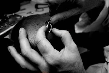 Réparation de bijoux : comment ça se passe chez un artisan joaillier ?