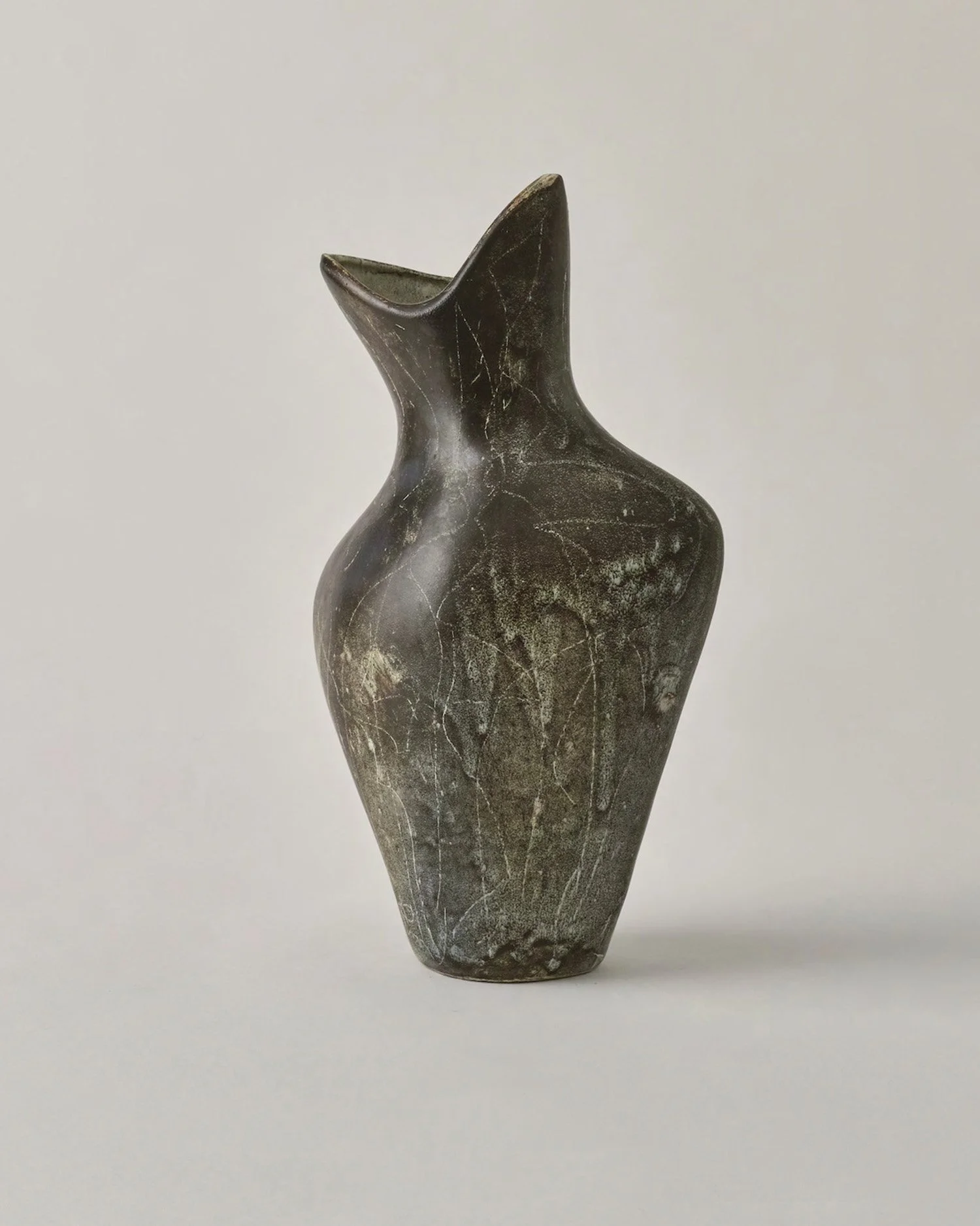 VASE16.jpg