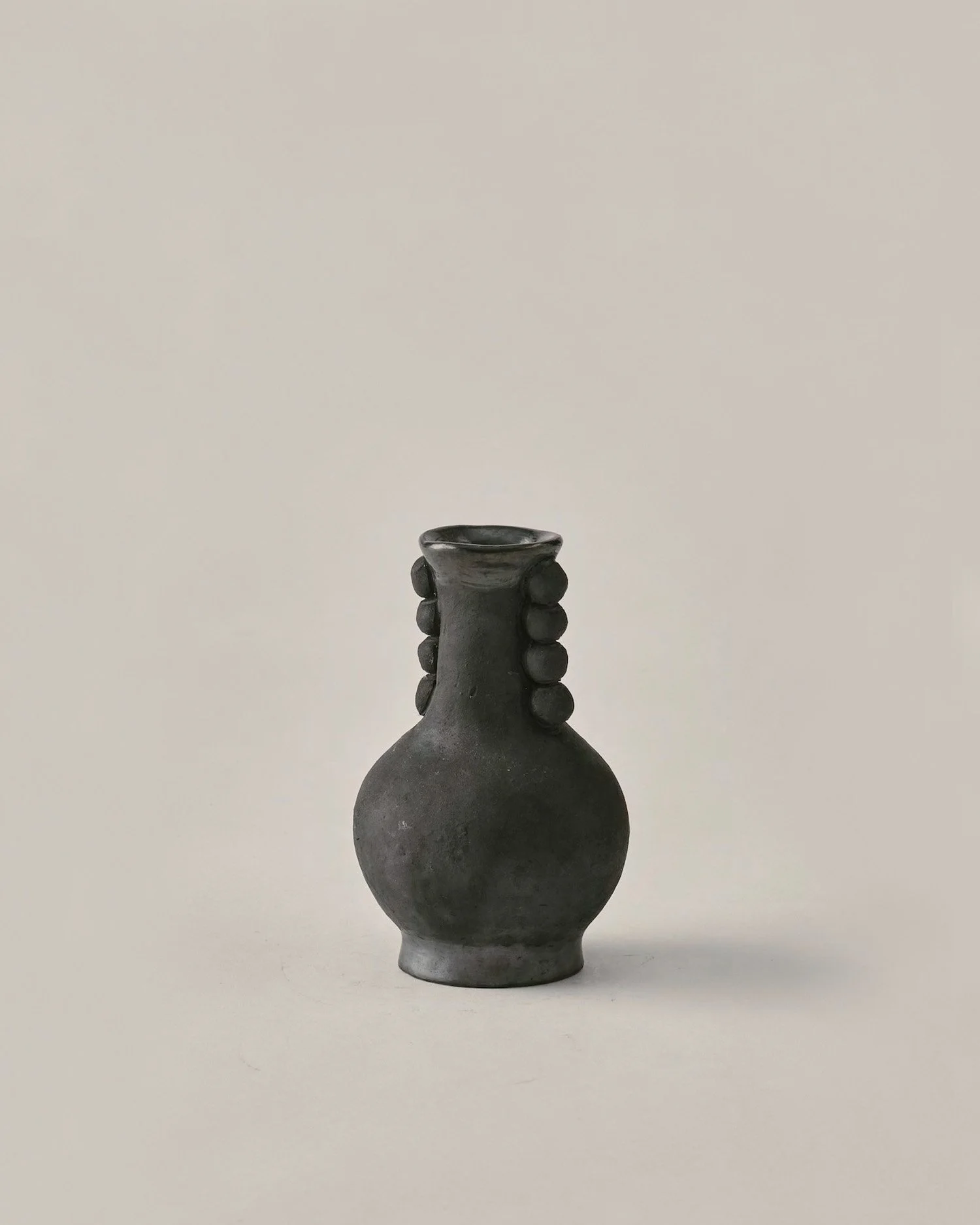 Vase 143