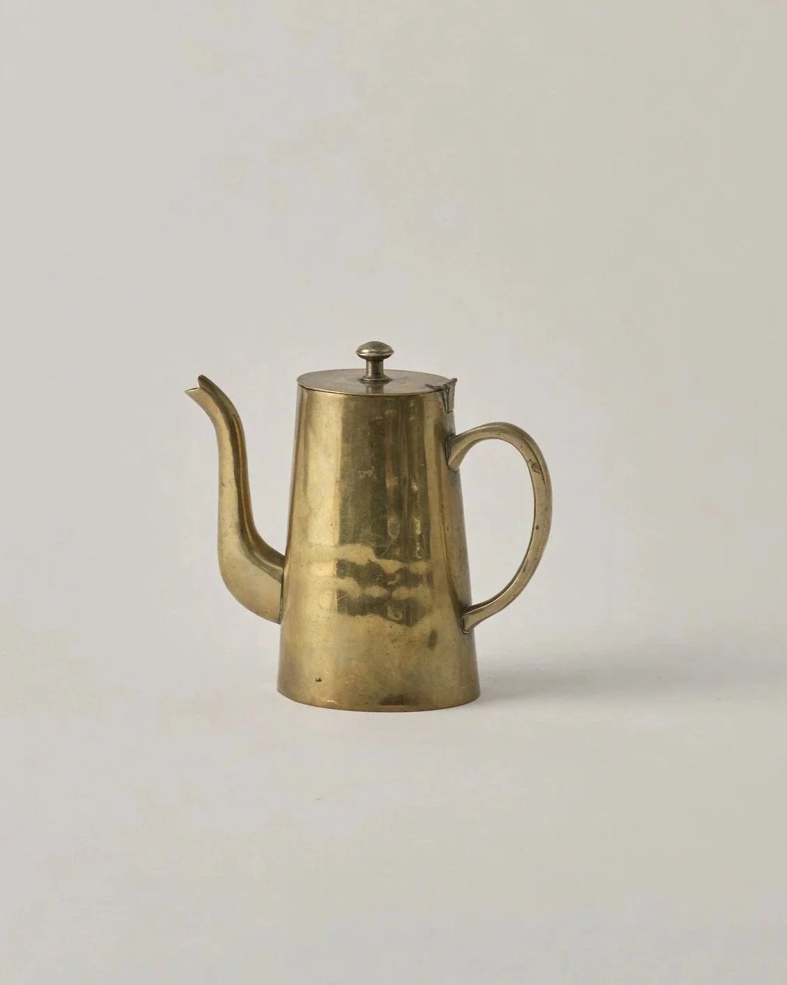 M2120-BRASS-TEAPOT.jpg