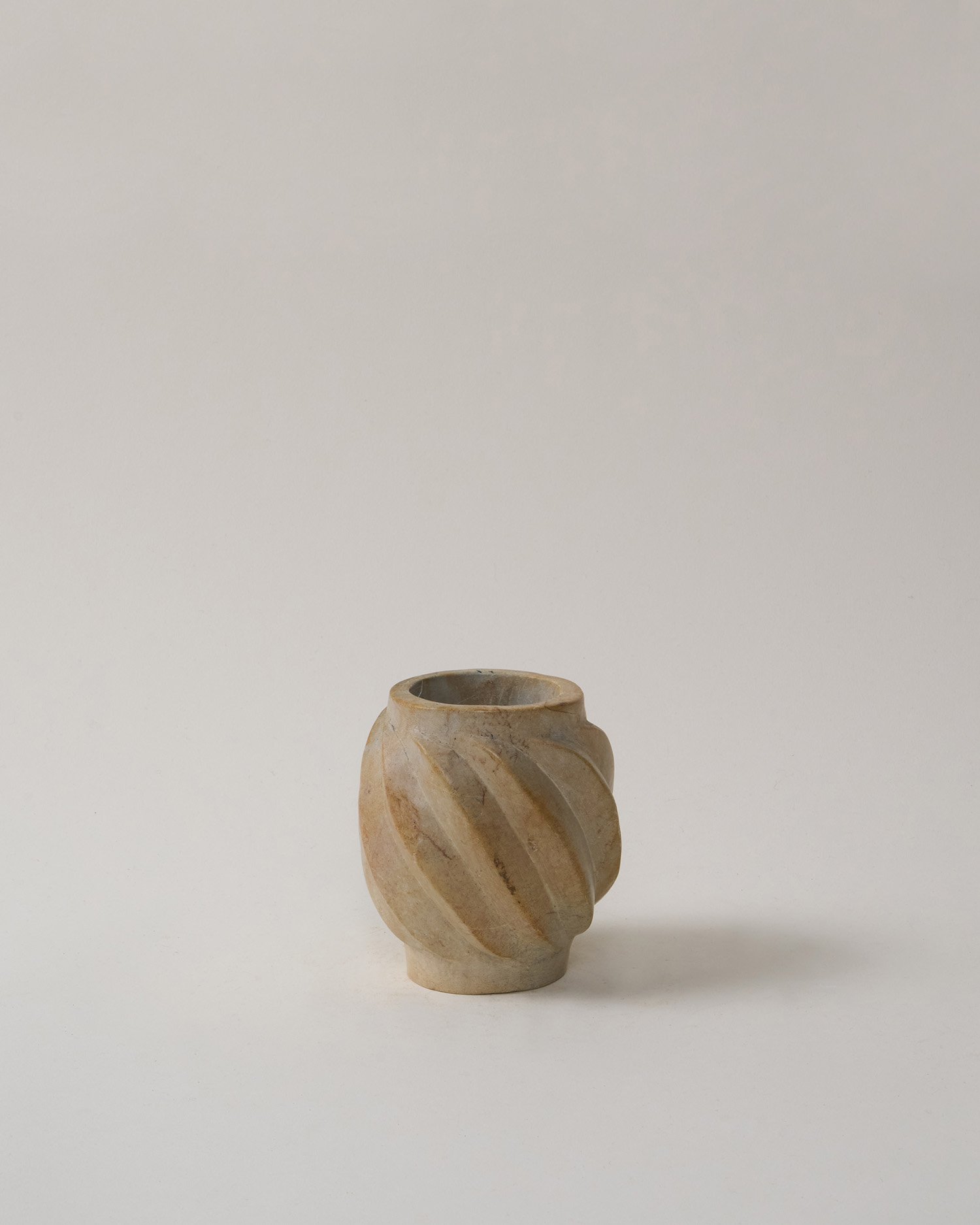 VASE151.jpg