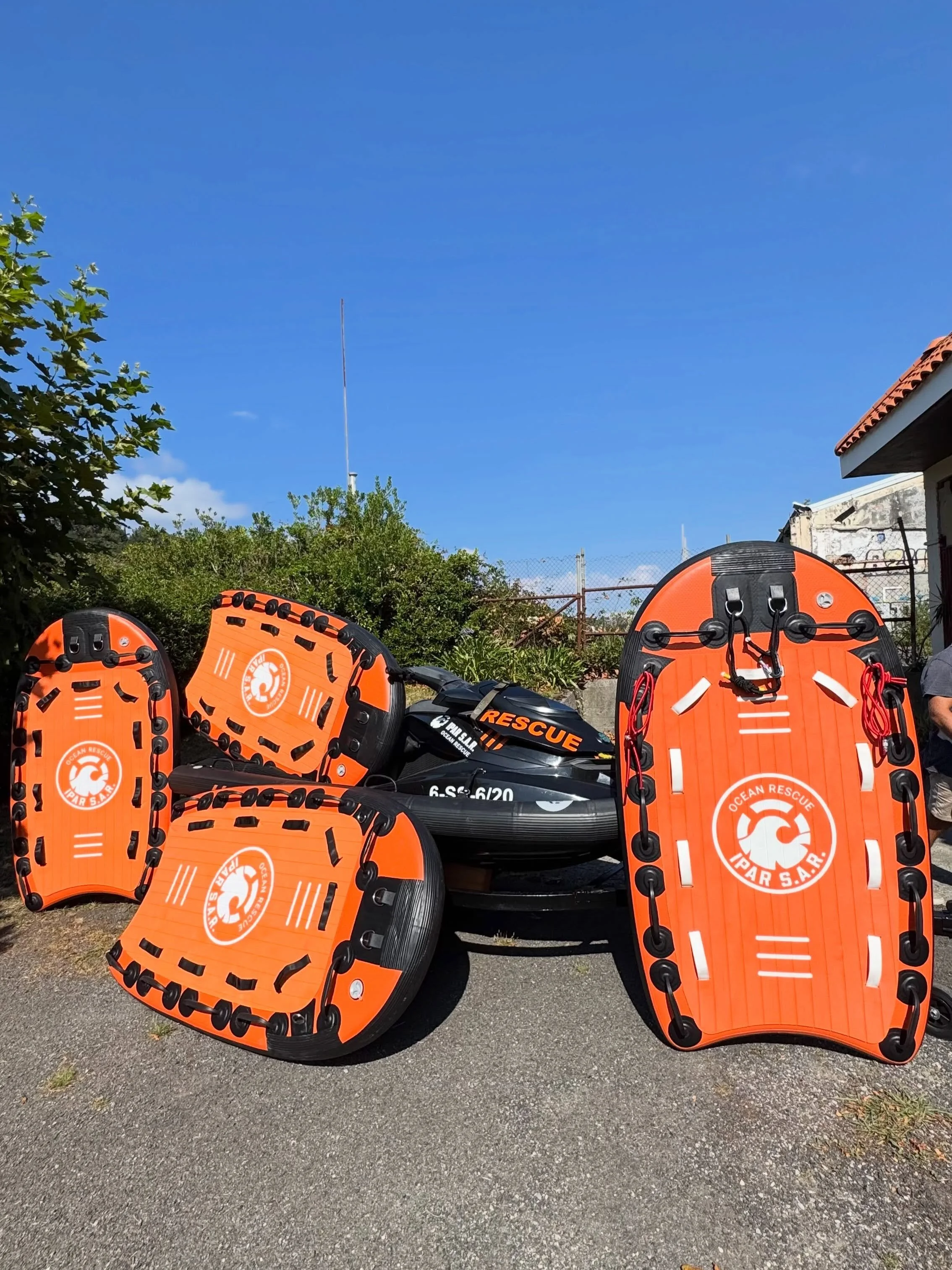 Ya tenemos nuevas camillas/sleds de rescate para las motos de agua🔥🌊🛟
Muchas modificaciones para buscar cambios a la hora de trabajar en el agua! 

 Pronto subiremos un video explicando todos los cambios con mas detalle🙌🌊