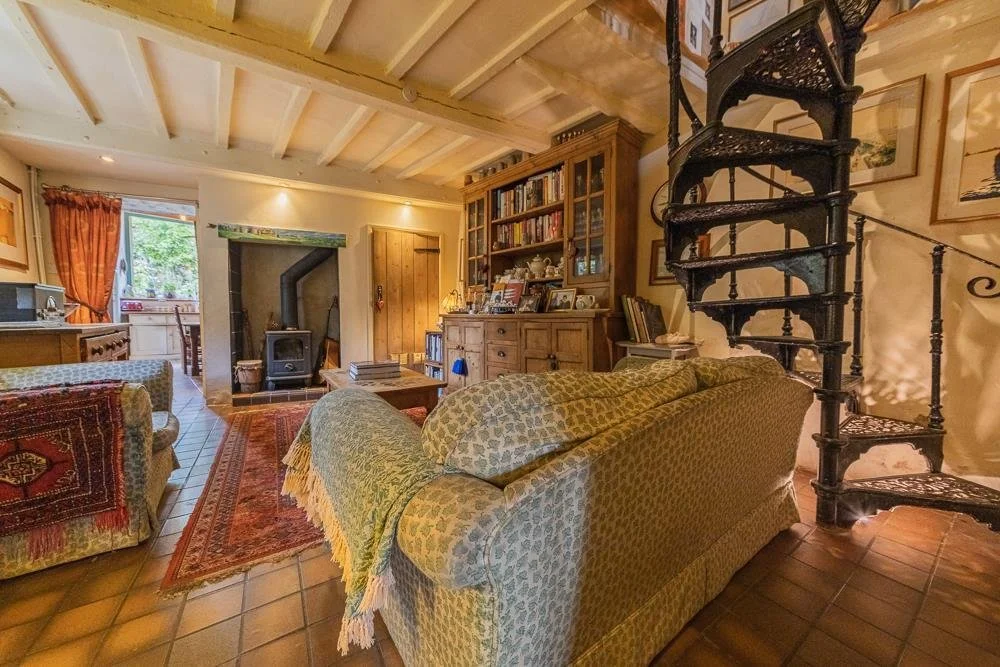 Sitting room, cottage, 1700's, Rutland.