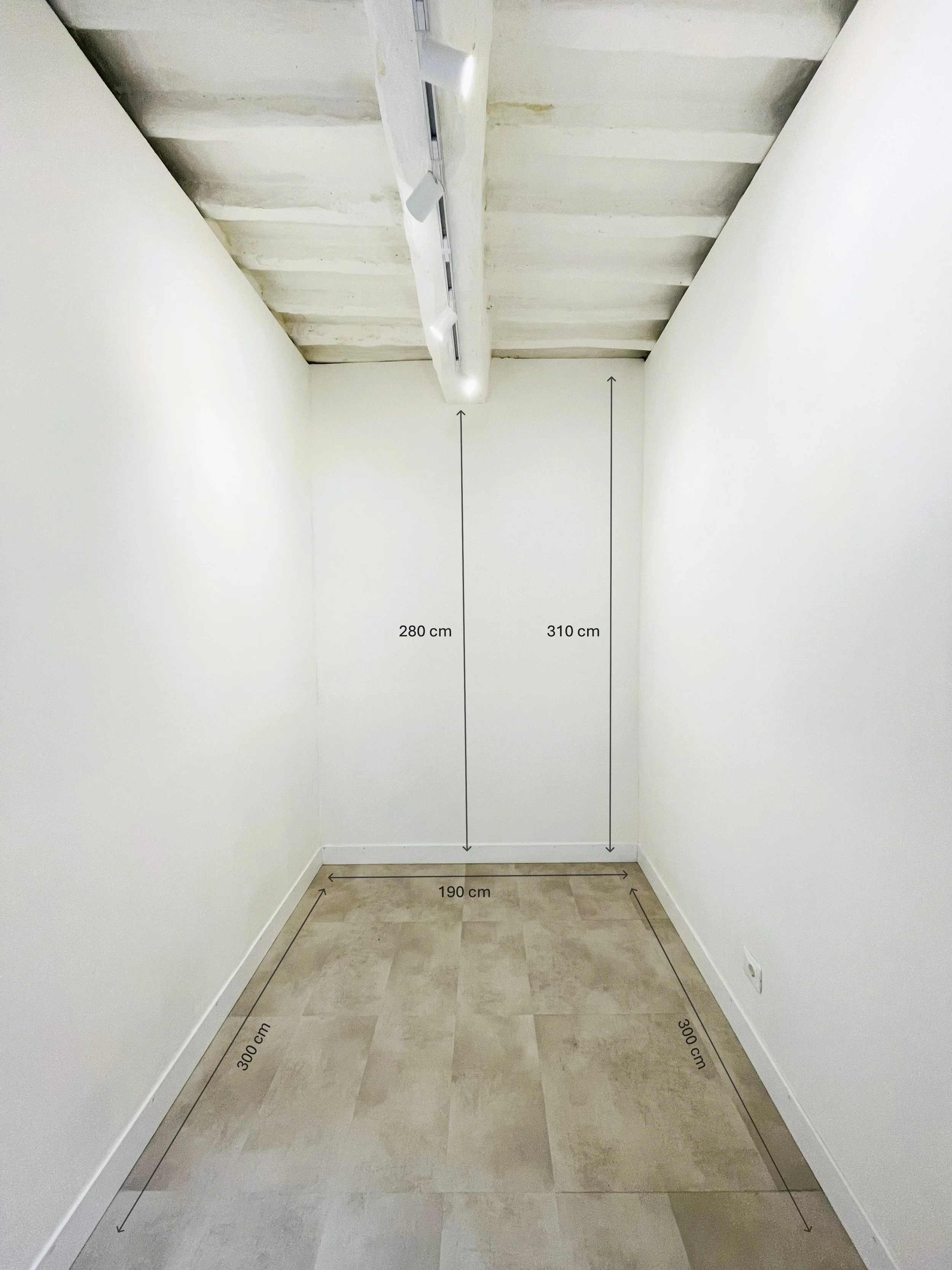 Mono entrata con misure.JPG