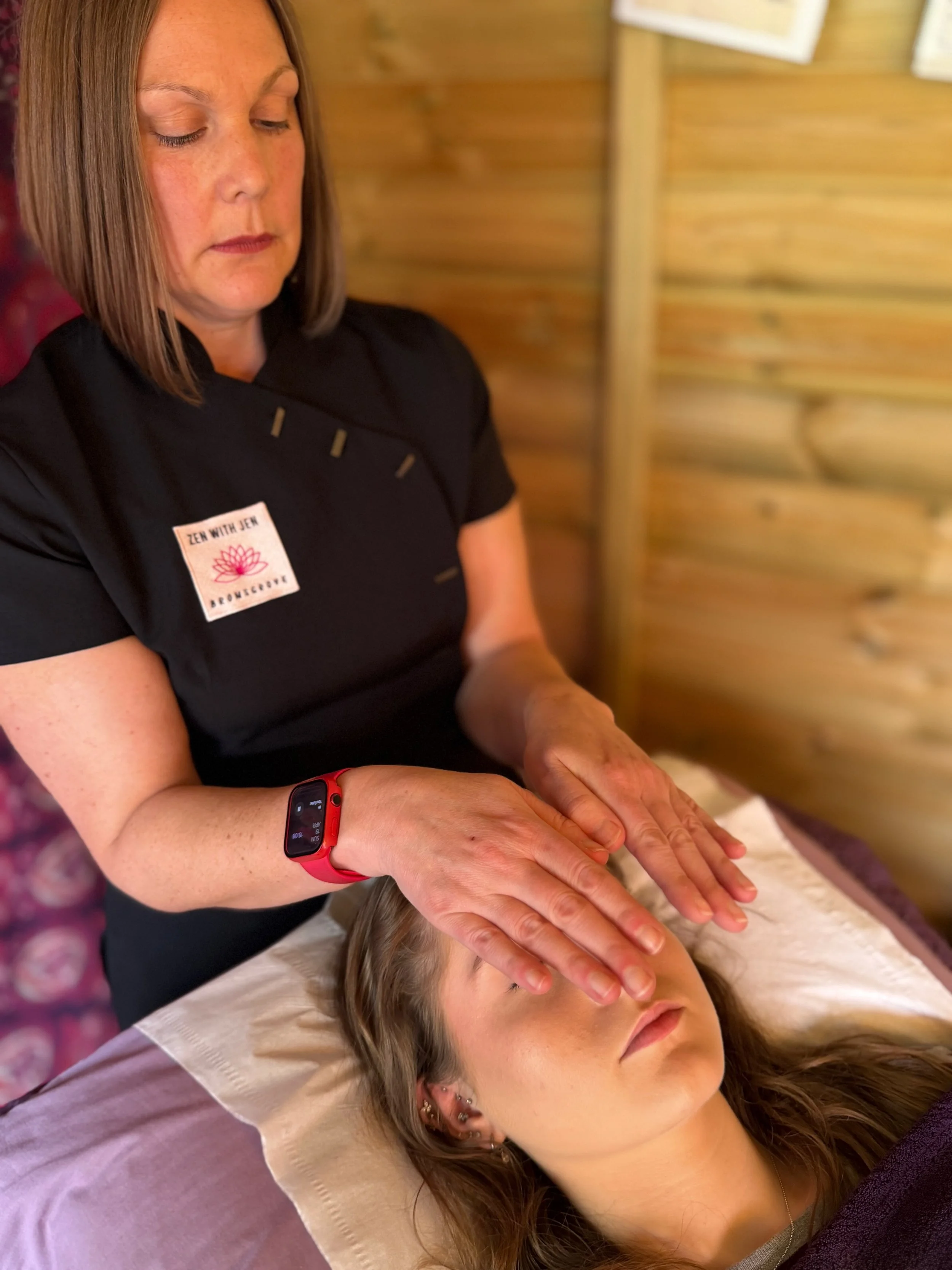 Signature Holistic Therapy Session with CNHC Registered Reiki Master