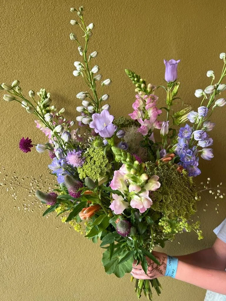 Pflegetipps für Schnittblumen – so bleiben Blumen länger frisch