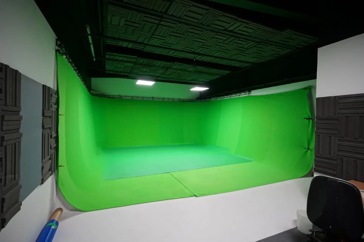 greenscreen studio with lighting rig and live keying