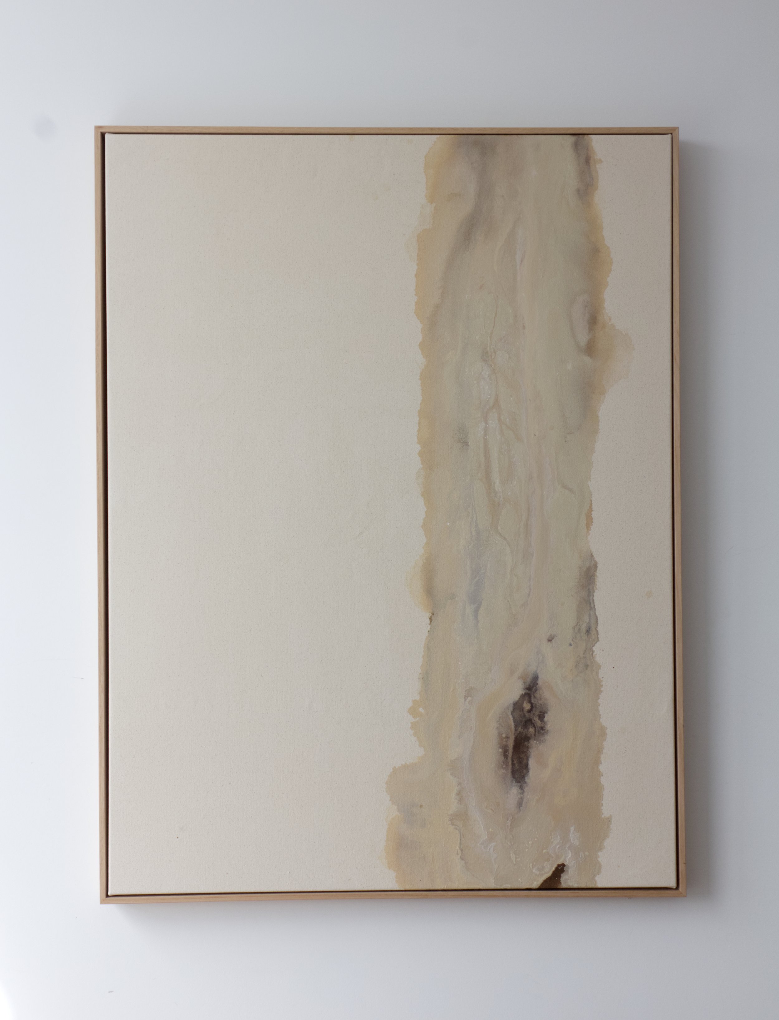 Travertine in Kintsugi frame