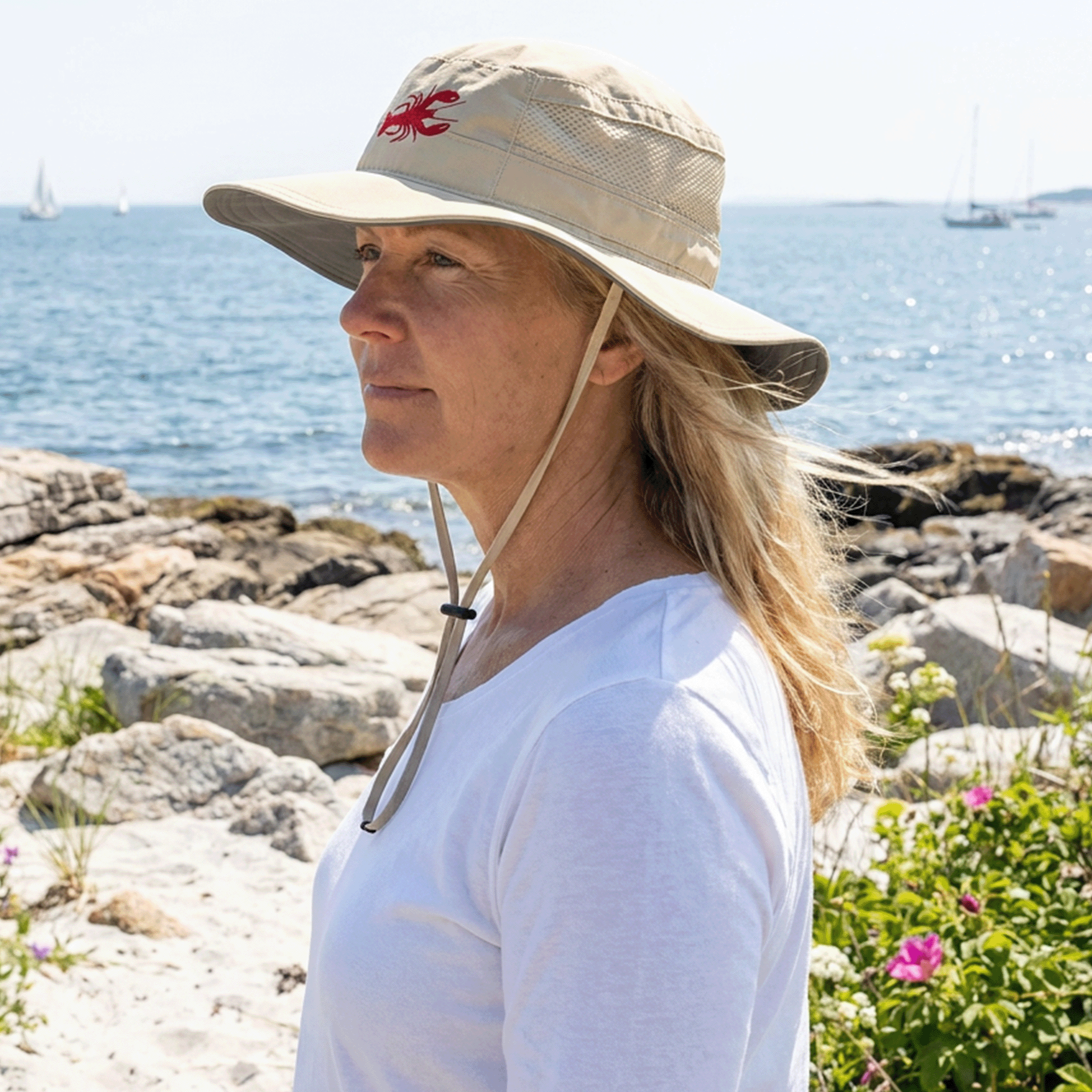 Embroidered Lobster Columbia Bora Bora Booney Hat