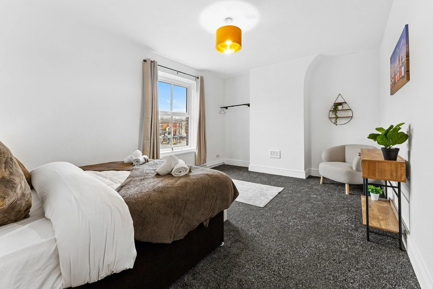 Your listing has seconds to stand out. Make them count. 📸🏡

Professional Airbnb photography, video, strategy &amp; staging
✔ Nationwide coverage
✔ 48hr delivery
✔ Optimised to maximise clicks &amp; bookings

Start 2026 right &mdash; book in now 💯
