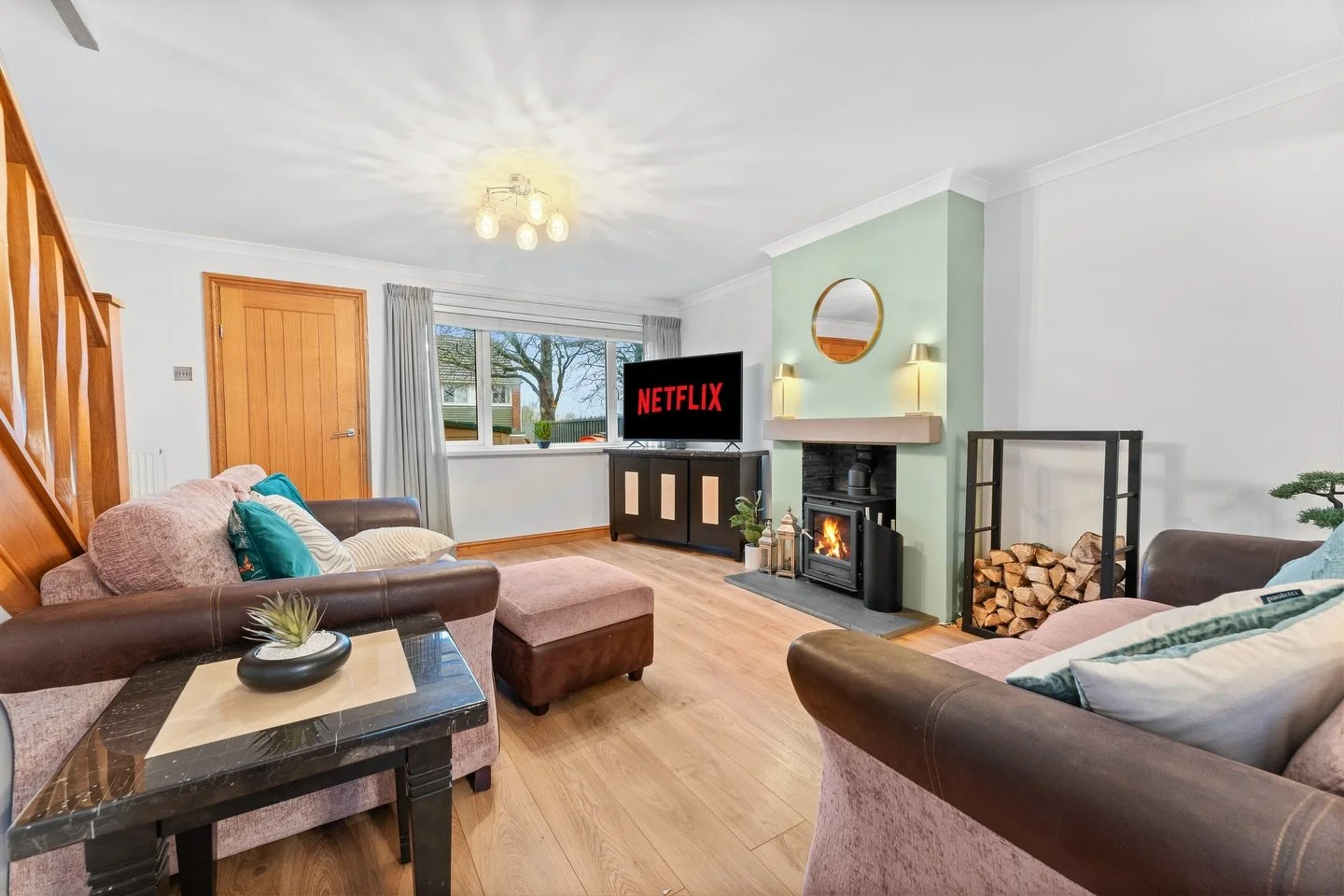 Your listing has seconds to stand out. Make them count. 📸🏡

Professional Airbnb &amp; property photography, video &amp; staging
✔ Nationwide coverage
✔ 48hr delivery
✔ Optimised to maximise clicks &amp; bookings

Start 2026 right &mdash; book in no