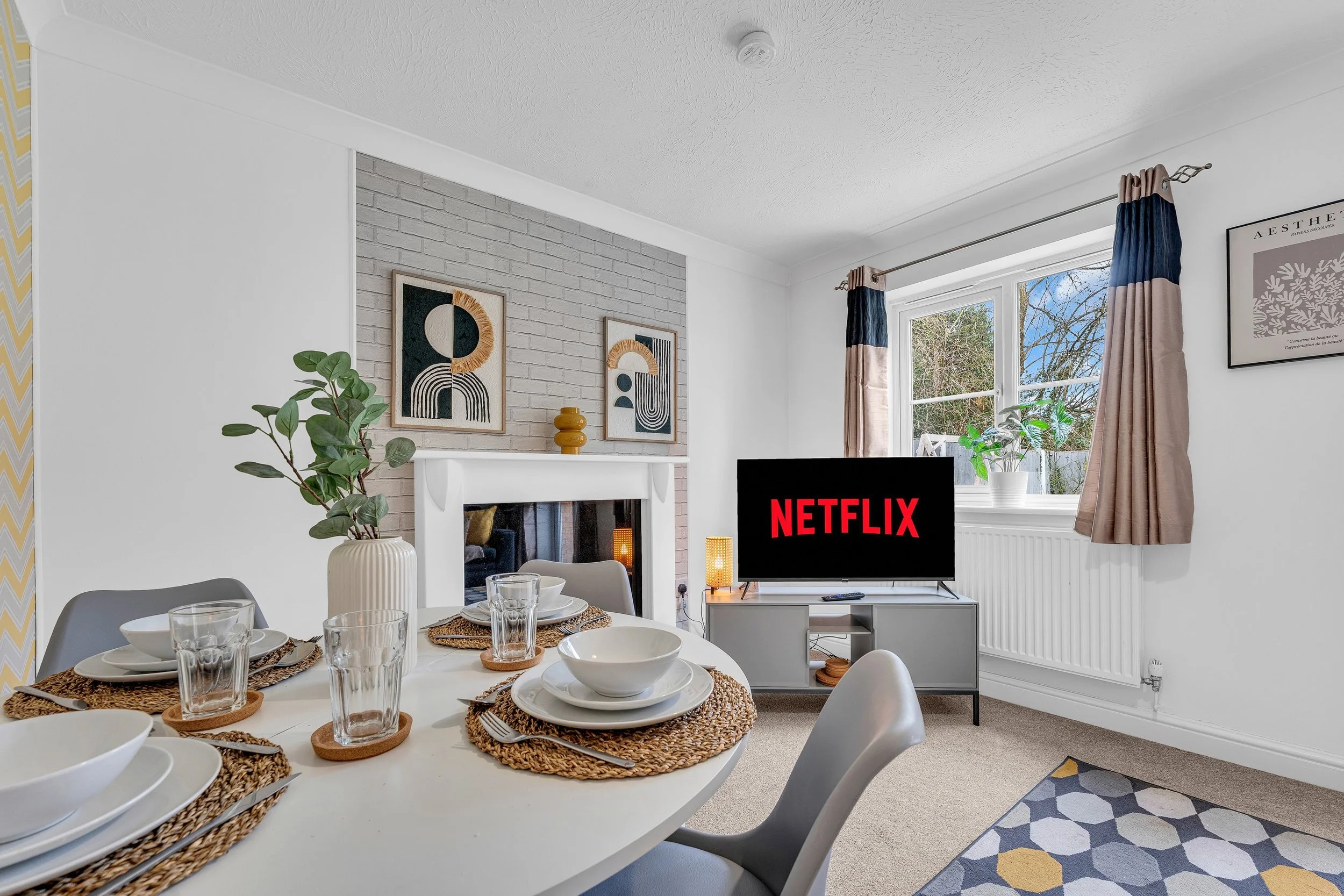Today&rsquo;s featured property 🔑 No messing, just pure HDR magic. Take a look&hellip; then book yourself in. 🏡✨ #airbnbphotography #ServicedAccommodation #realestatephotographers