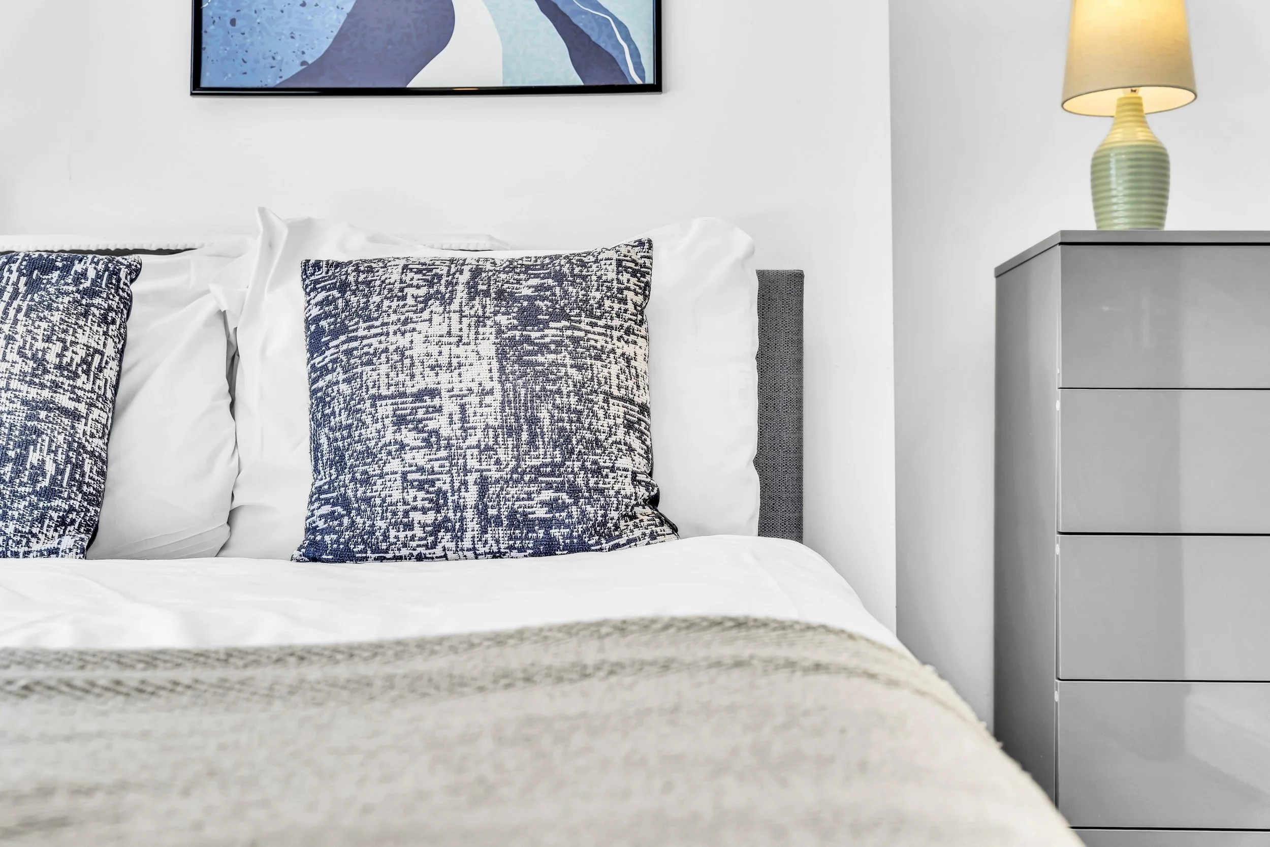 Professional Airbnb Property Photography, video &amp; staging
✔ Nationwide coverage
✔ 48hr delivery or less
✔ Optimised to maximise clicks &amp; bookings
✔️ Multi-property discounts

Book in now 💯
www.snapriseuk.co.uk
Let&rsquo;s elevate your proper