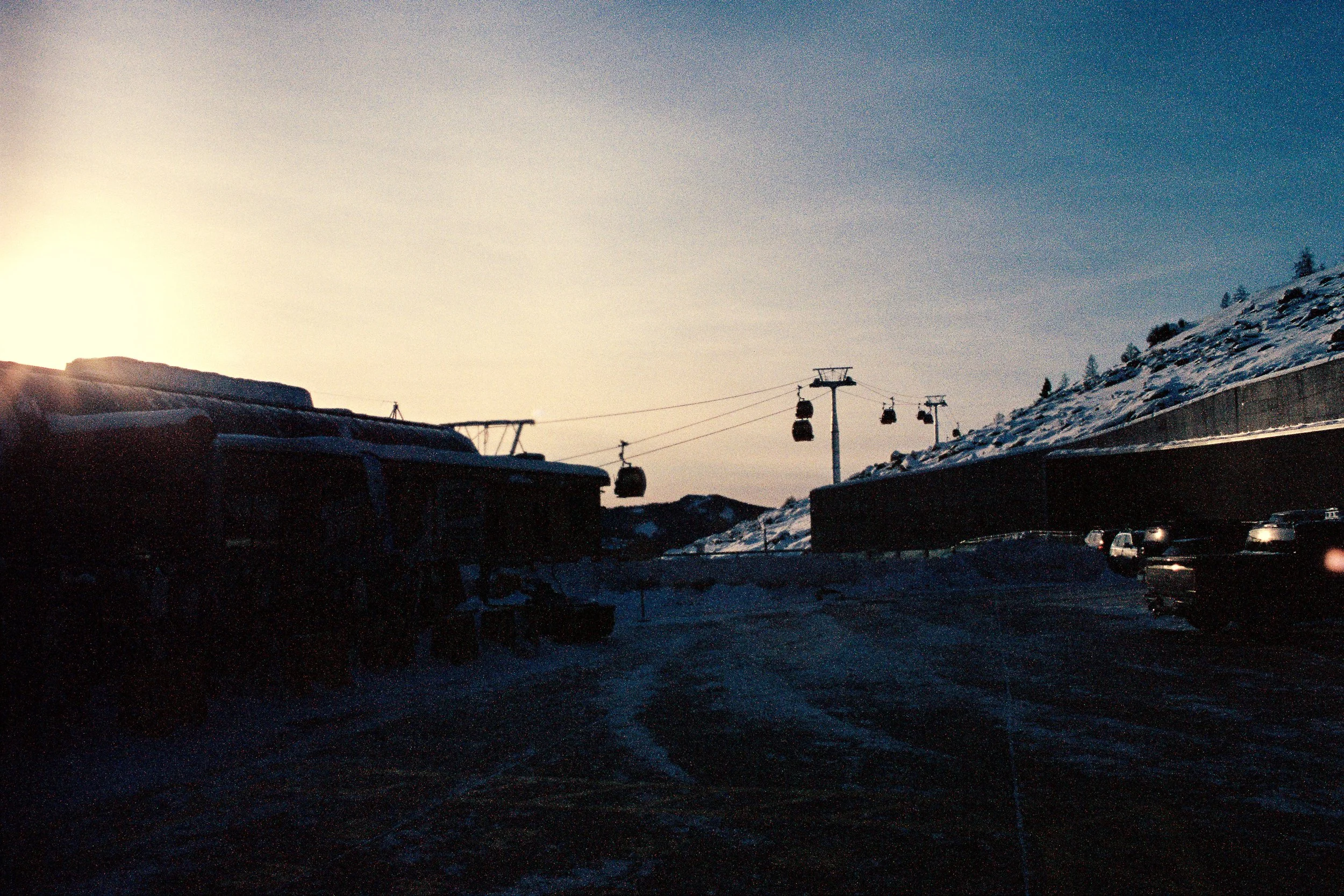 R1-00001-015A_fullres.jpg