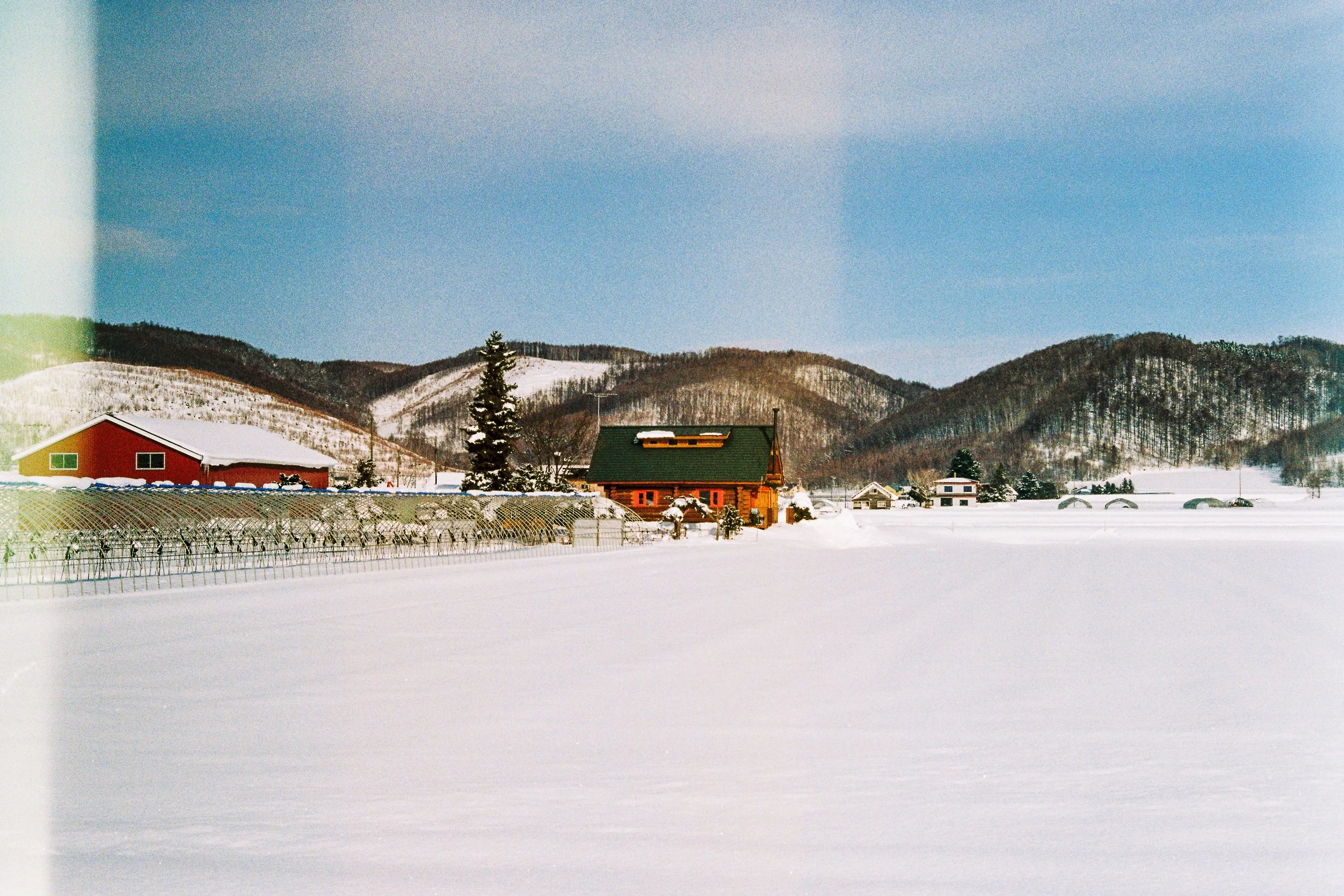 R1-03779-0021_fullres.jpg