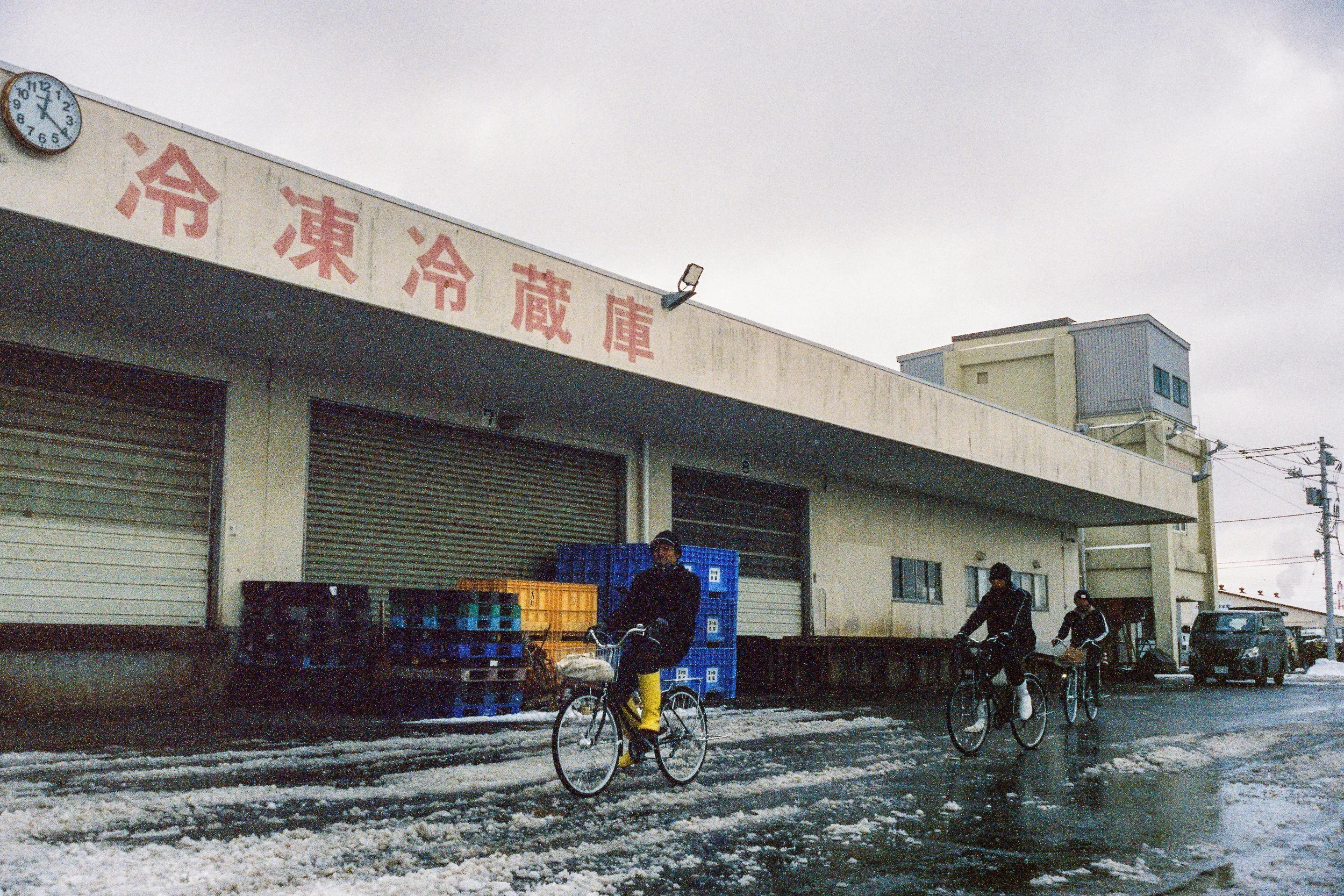 R1-03776-0017_fullres.jpg