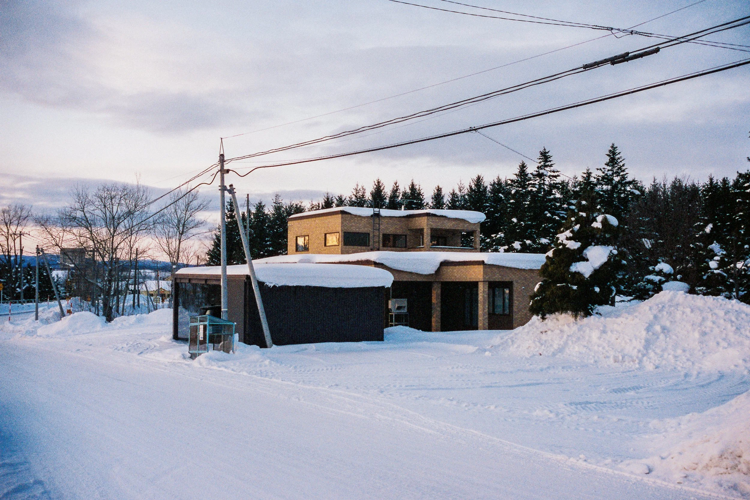 R1-03775-0026_fullres.jpg
