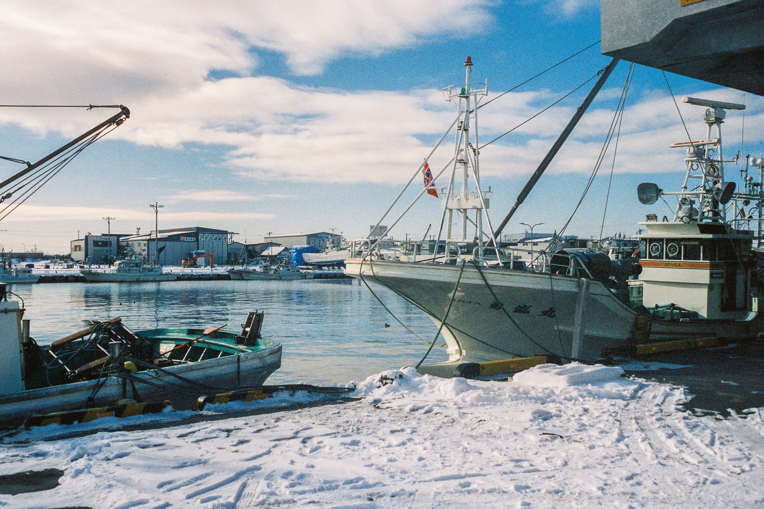 R1-03776-0011_fullres.jpg