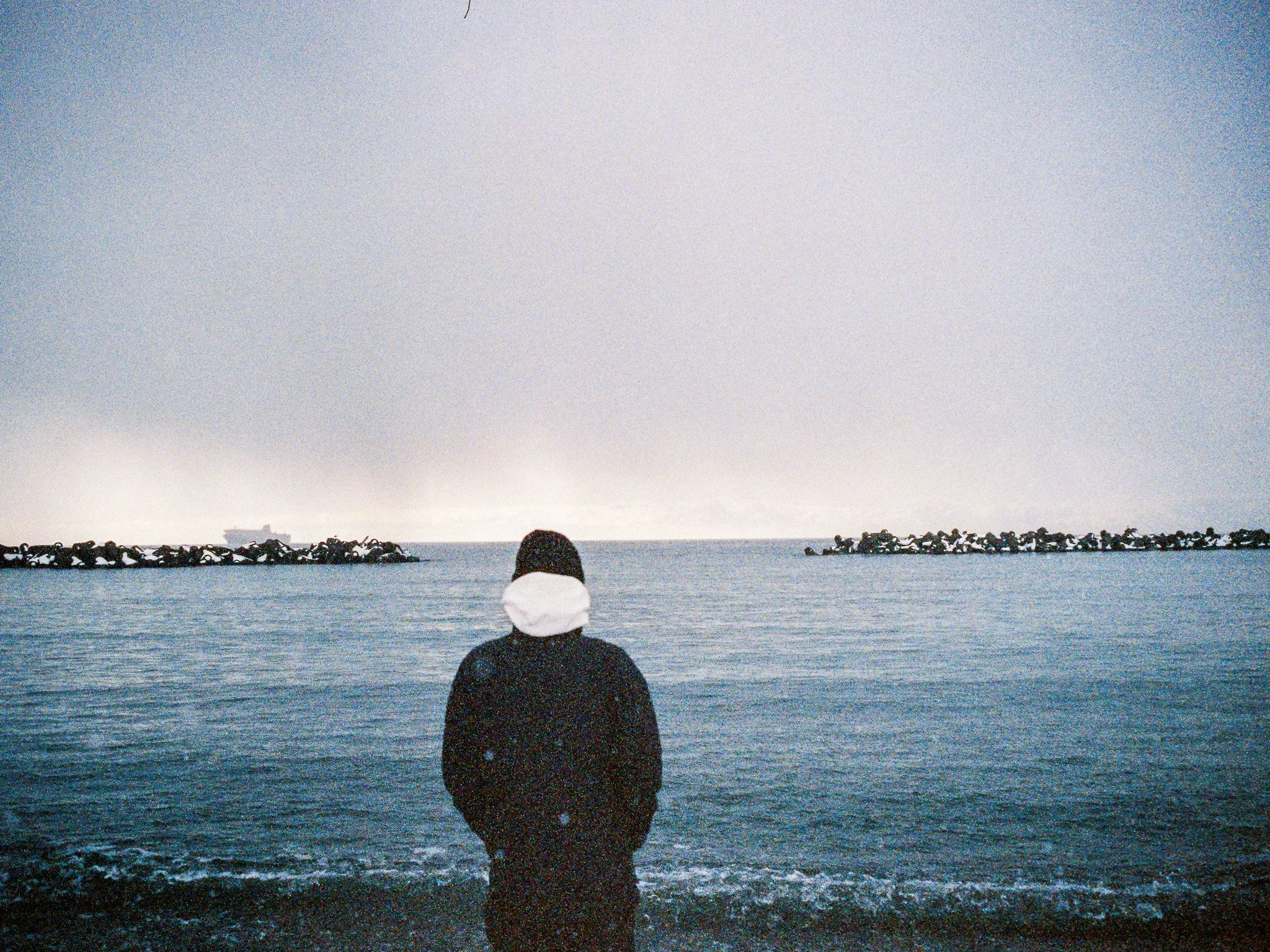 
Leica M6 | Cinestill 800T
