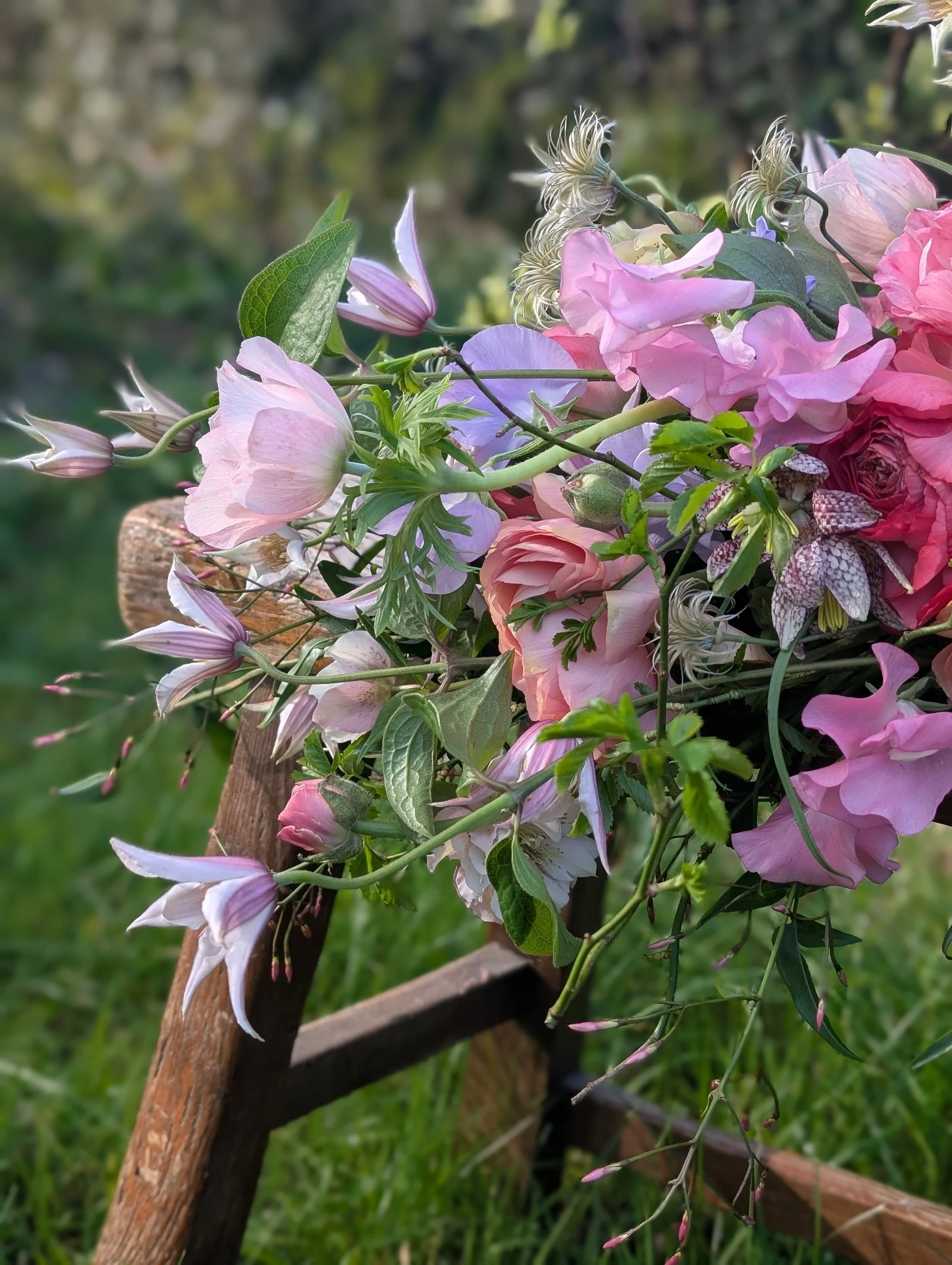 The Casket Topper (Double-Ended Spray)