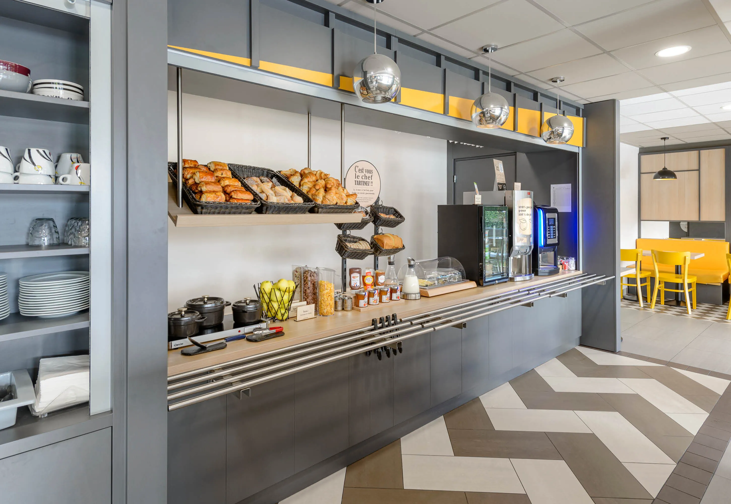 hotel-albi_4645_breakfast-buffet.f482160e-30550.png
