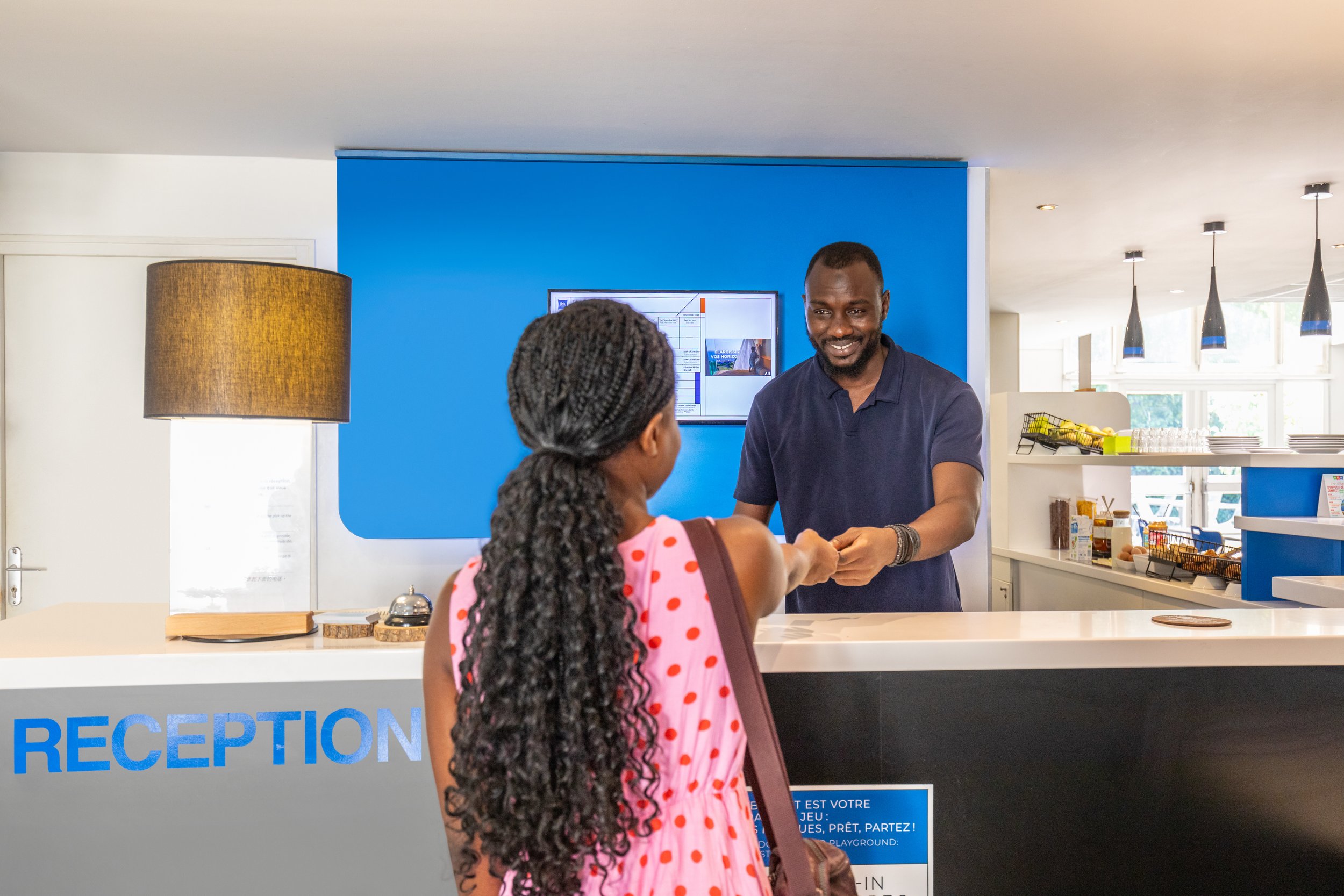 ibis-budget-marne-la-vallee-accueil-reception.jpg