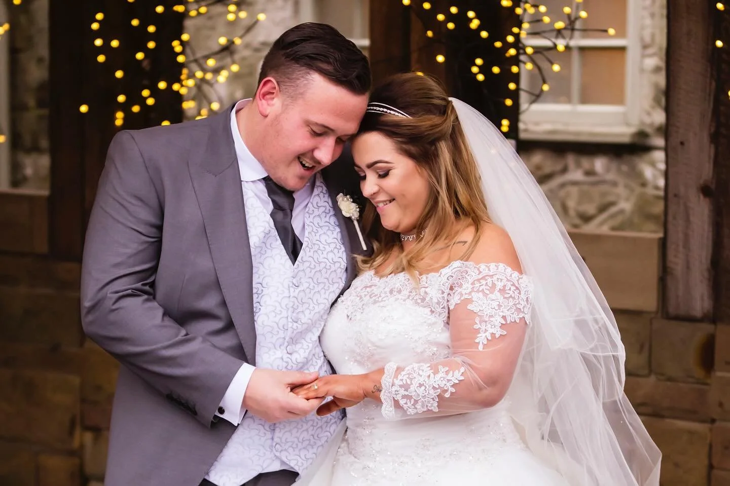 A throwback to a wedding I photographed back in December 2017; Michaela &amp; Jake&rsquo;s @peakedgehotelweddings 

#capturingthemoment #Derbyshireweddings #peakdistrictweddings #georgekrousti #chesterfieldweddingphotographer