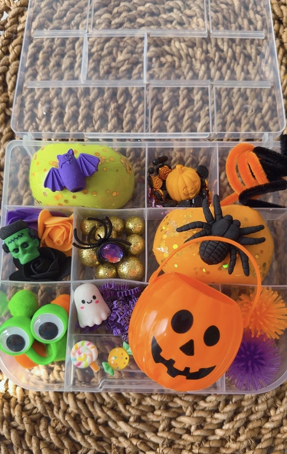 Halloween Kit