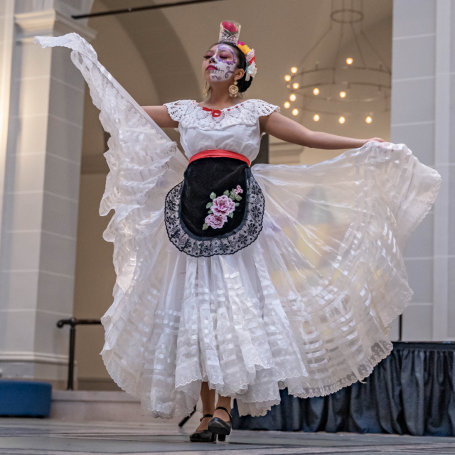 Mexican Folk Dance Performances by MAZarte:  Inspired by traditional dances from several regions of Mexico, MAZarte Dance Company brings folk dance to the Garden. Their choreography embodies the fusion of Mexico’s old and new dances for future genera