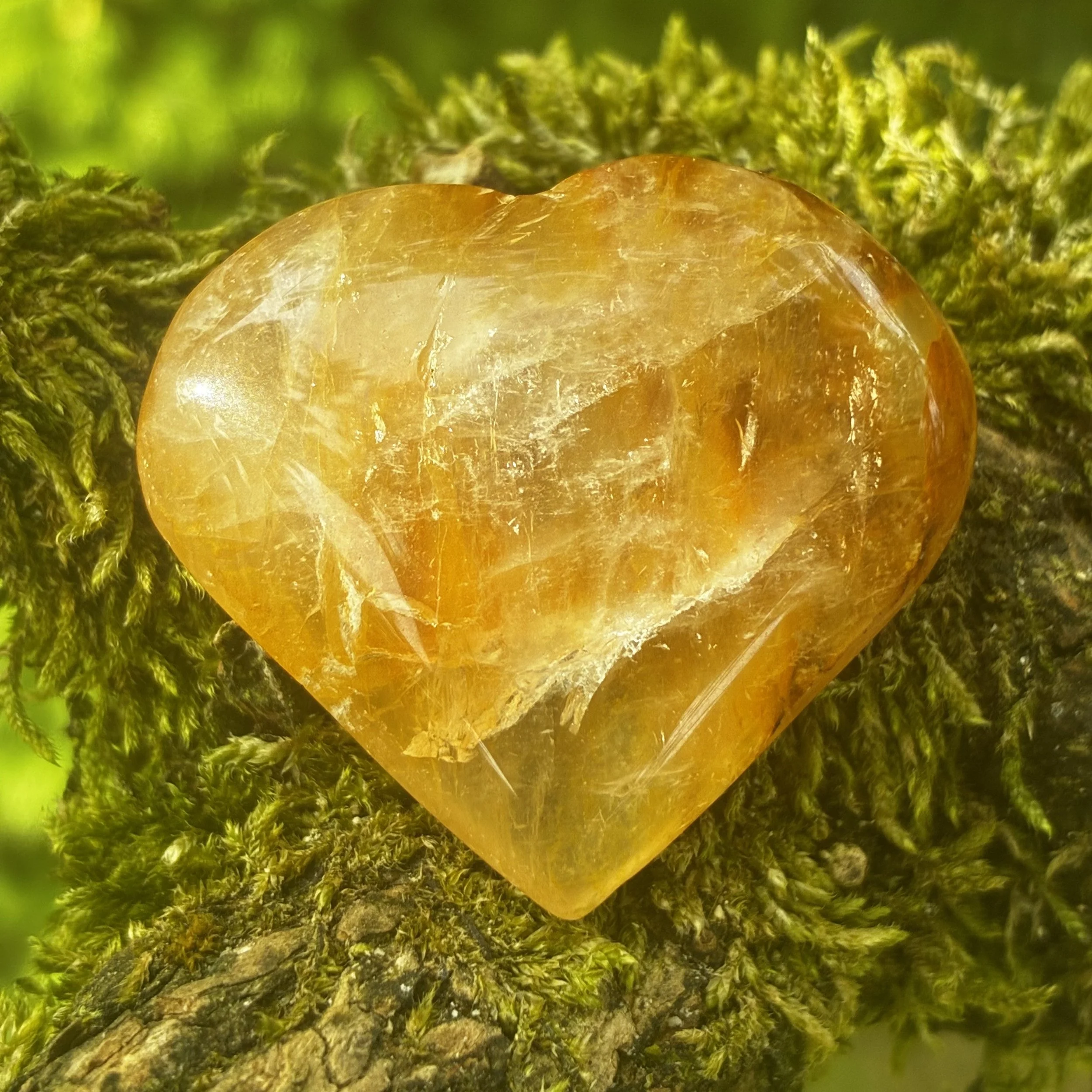 Golden Heart Brazilian Carved Heart, 21g