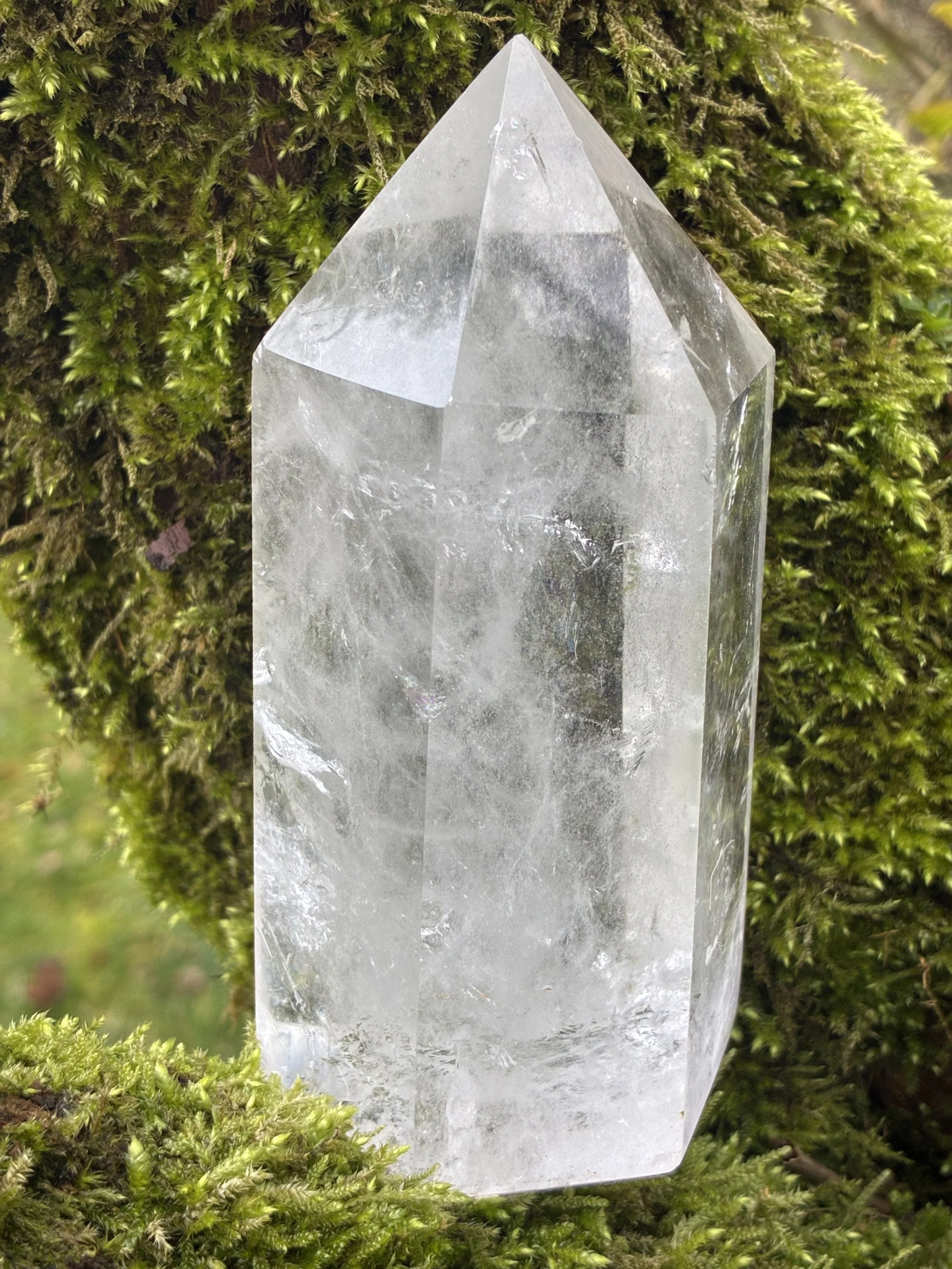 Super Clear Quartz Generator Crystal point with Rainbows 610g