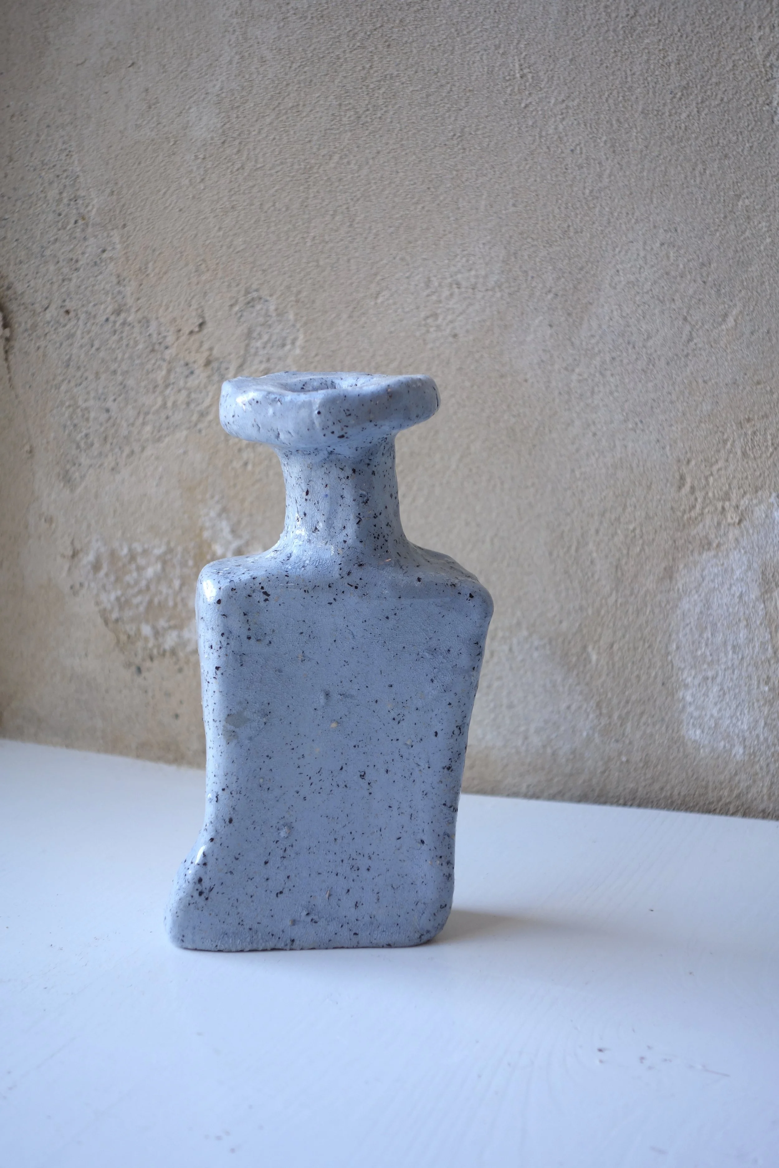 TINY CORE VESSEL BY WILLEM VAN HOOFF