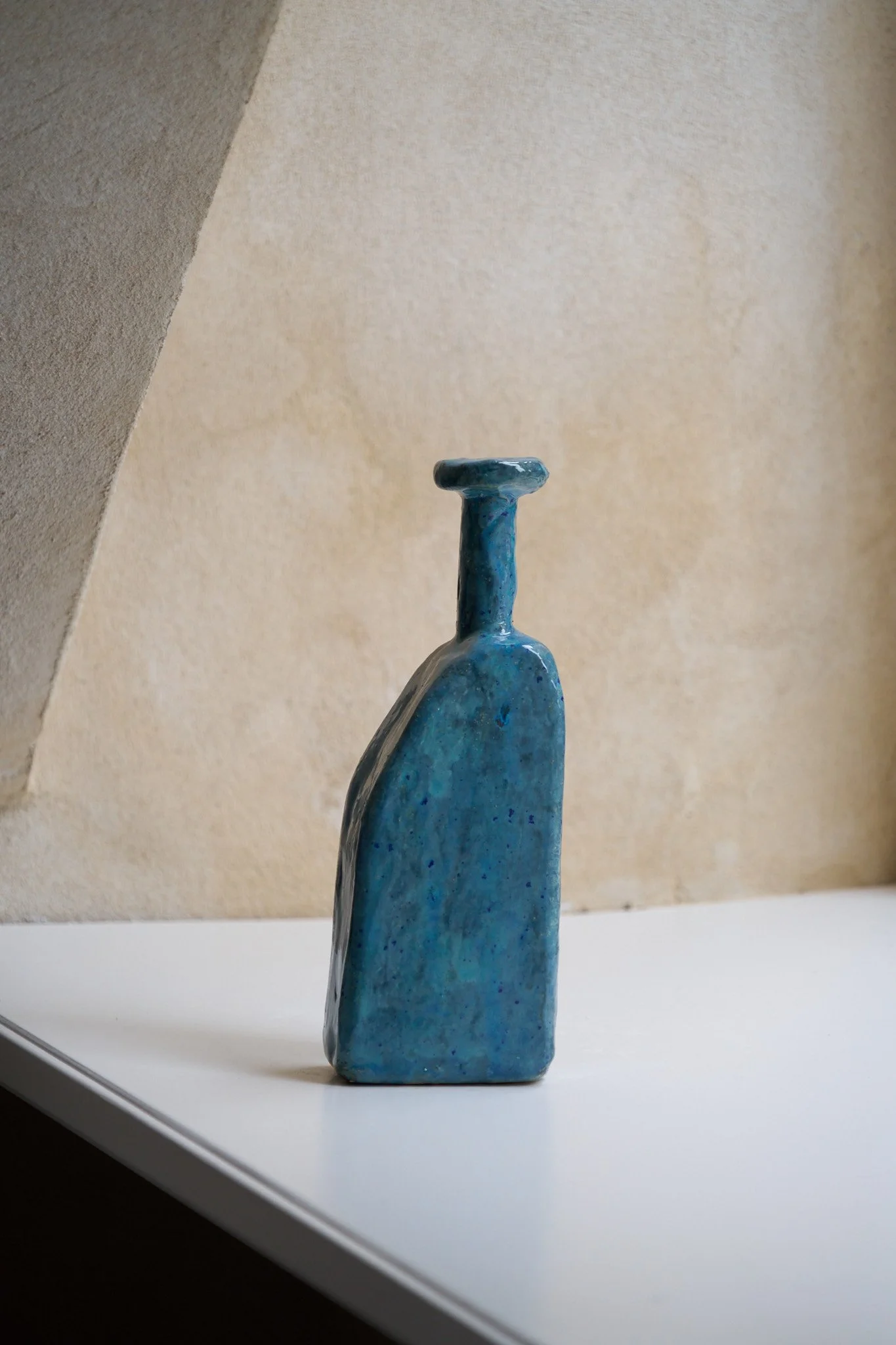 TINY CORE VESSEL BY WILLEM VAN HOOFF