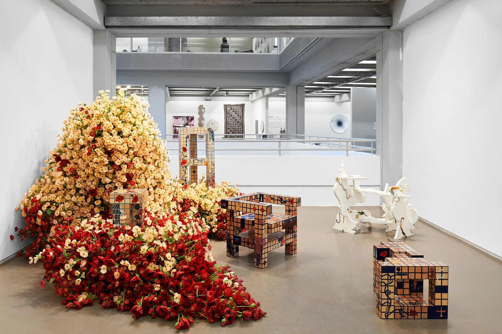 22_GRAYSC_19may_tableau_Web 2.jpg