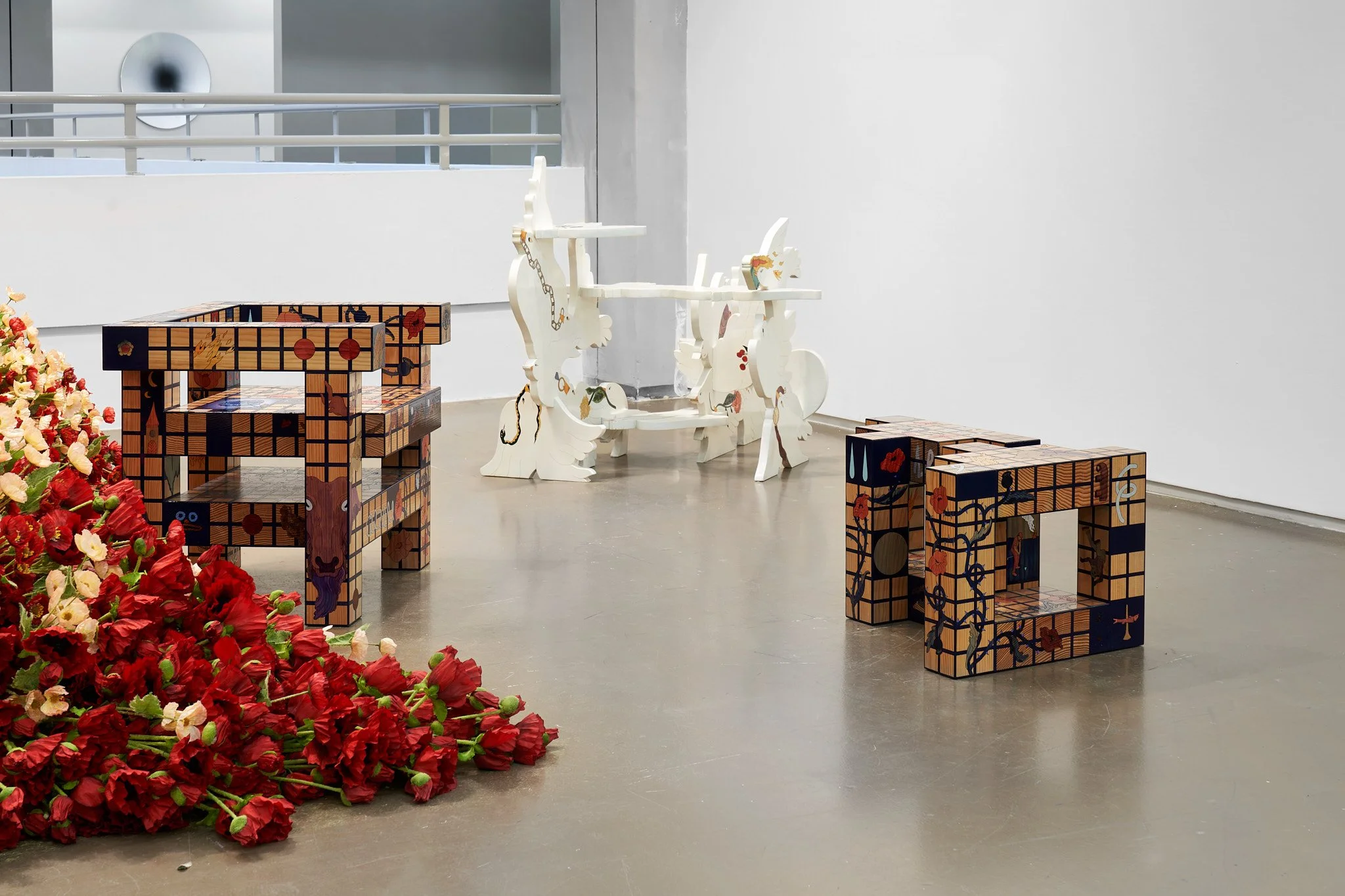 22_GRAYSC_19may_tableau_Web 1.jpg