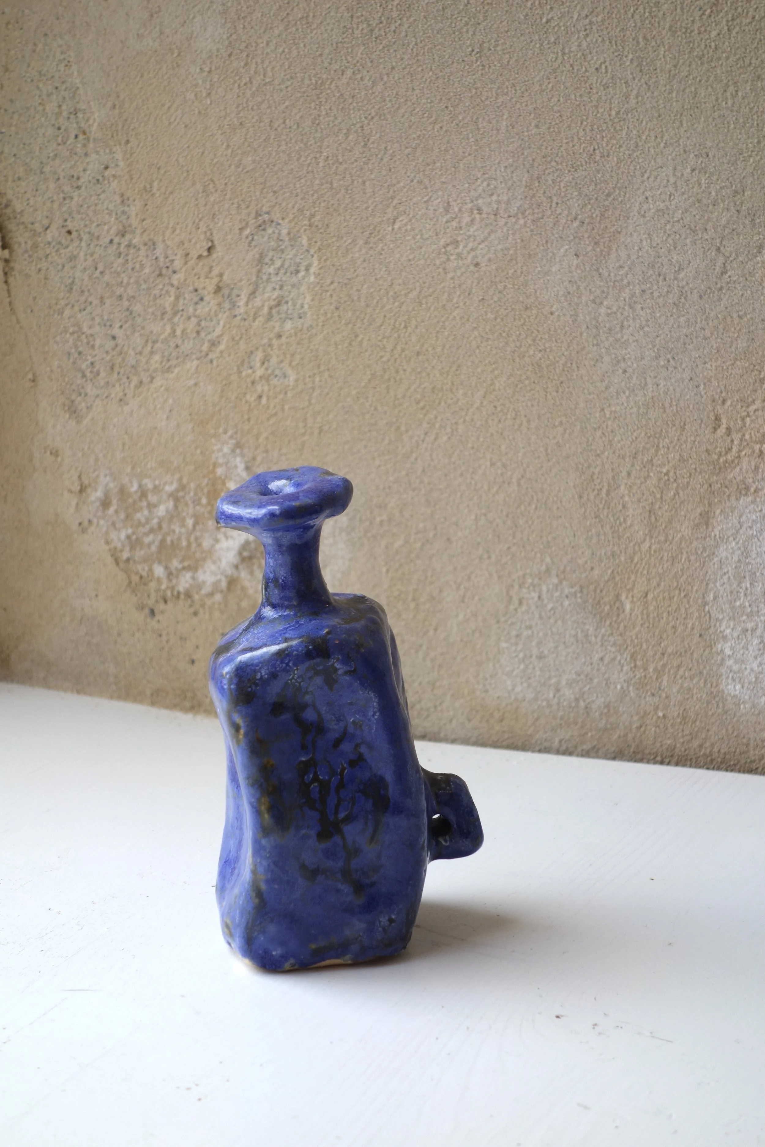 TINY CORE VESSEL BY WILLEM VAN HOOFF