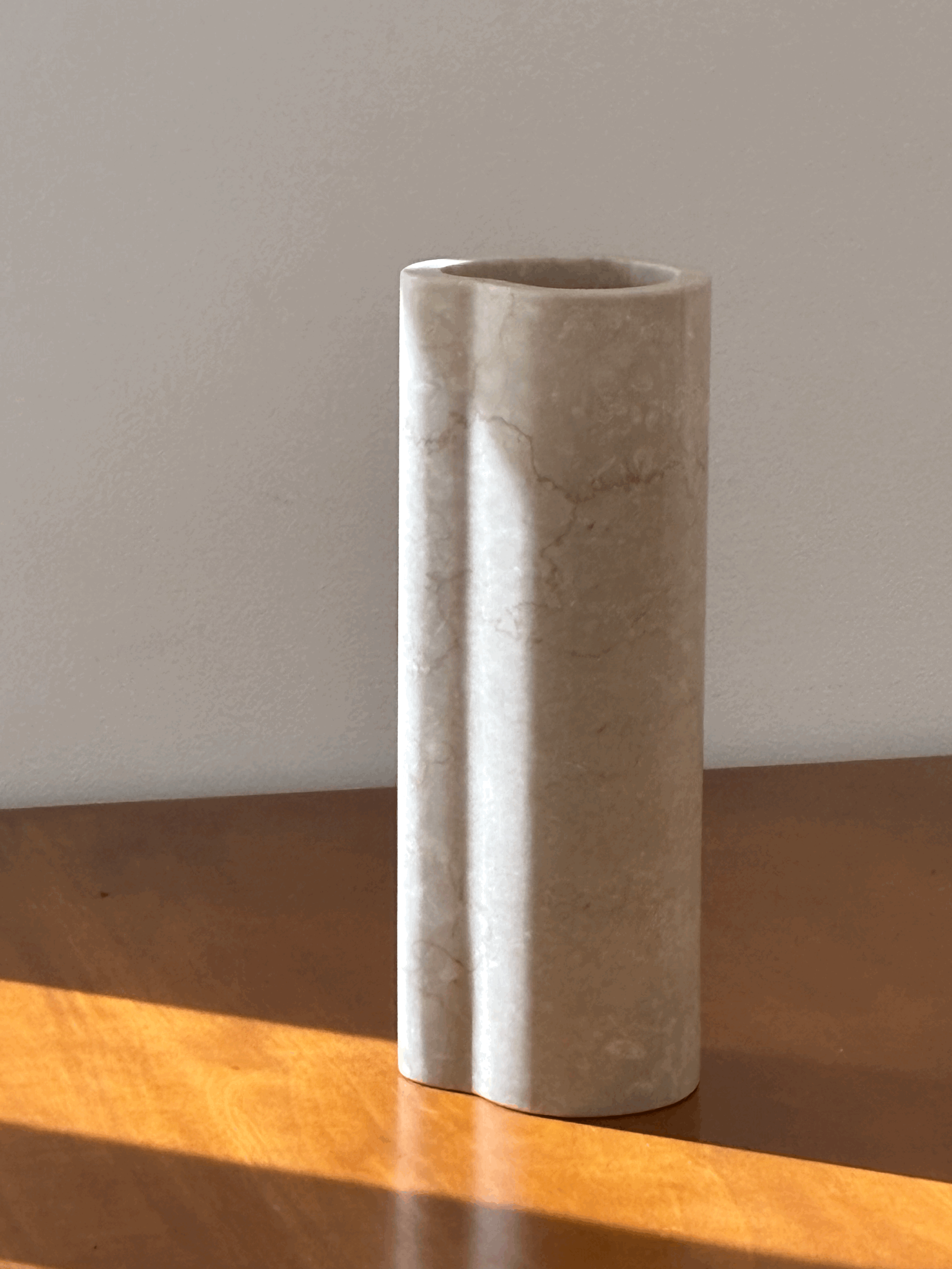 ISOLA REVERSIBLE VASE BY TABLEAU X BLOC STUDIOS