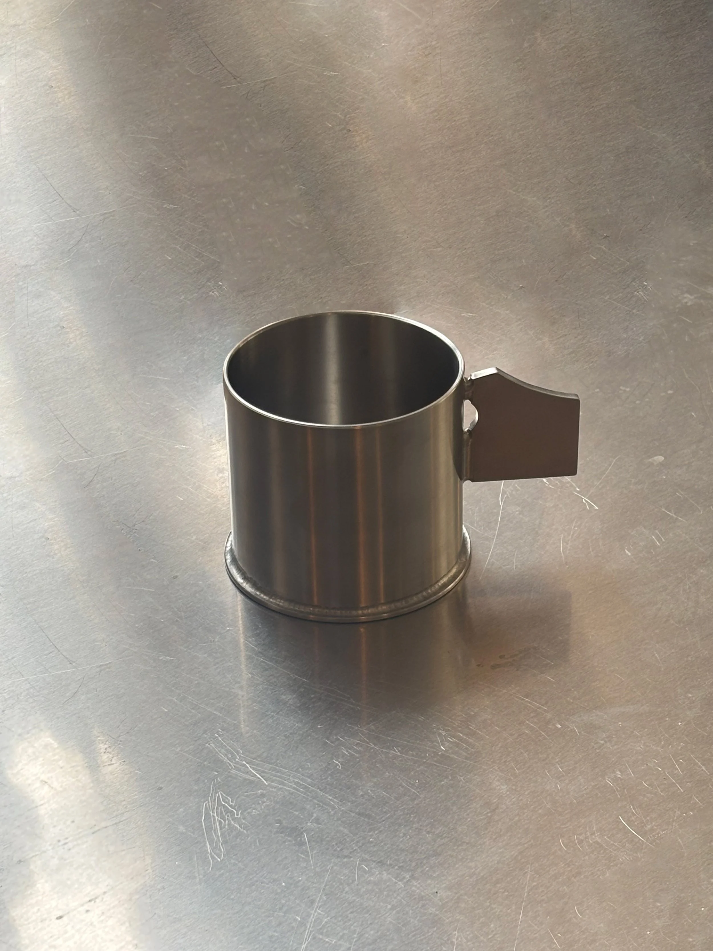 steel cup by onlyonly studio