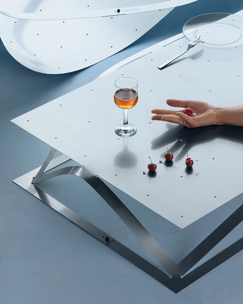 FOLIO COFFEE TABLE BY KUTARQ STUDIO