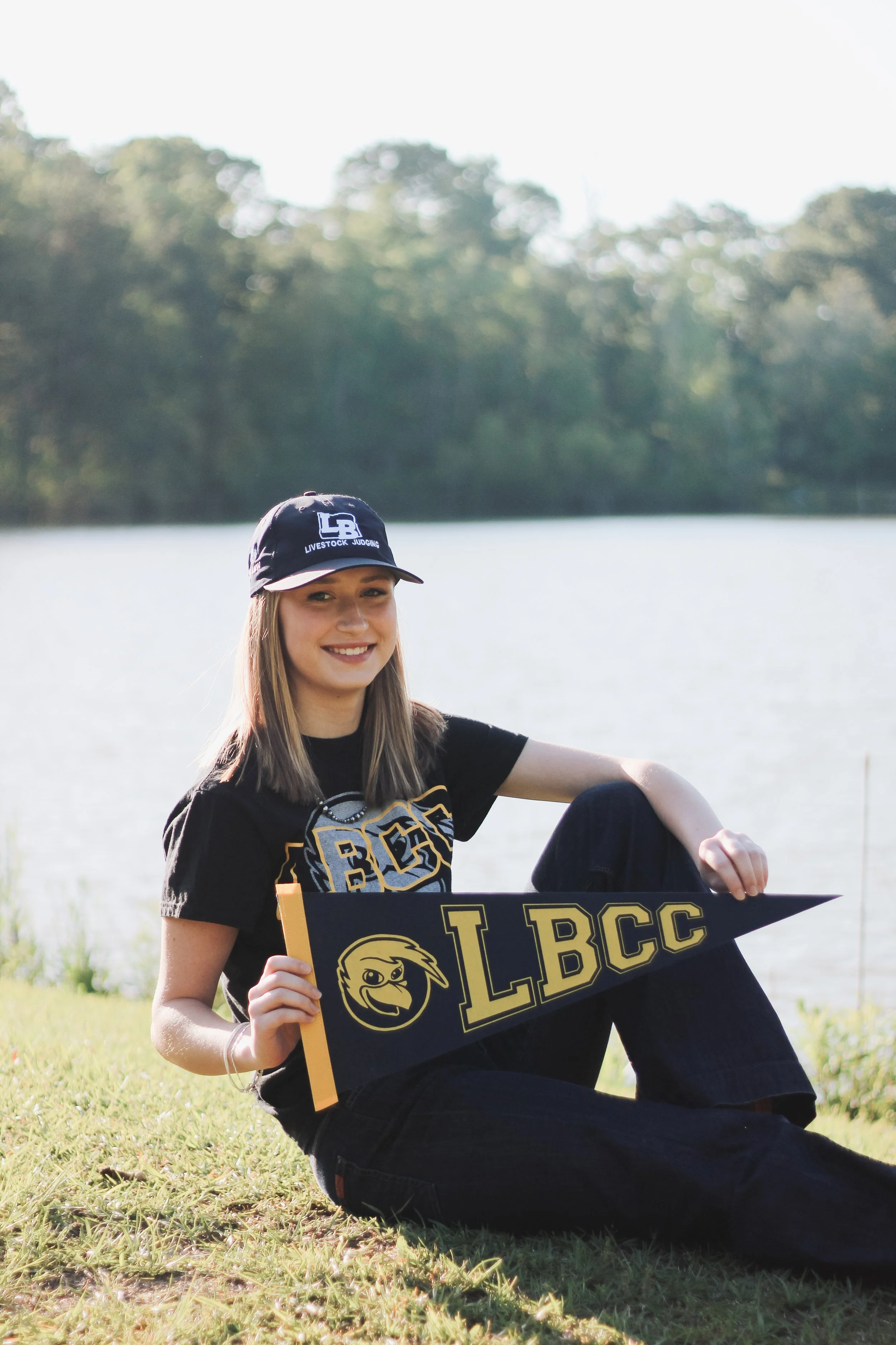 Lola Talon, Senior Session • Canon T6i | 50mm