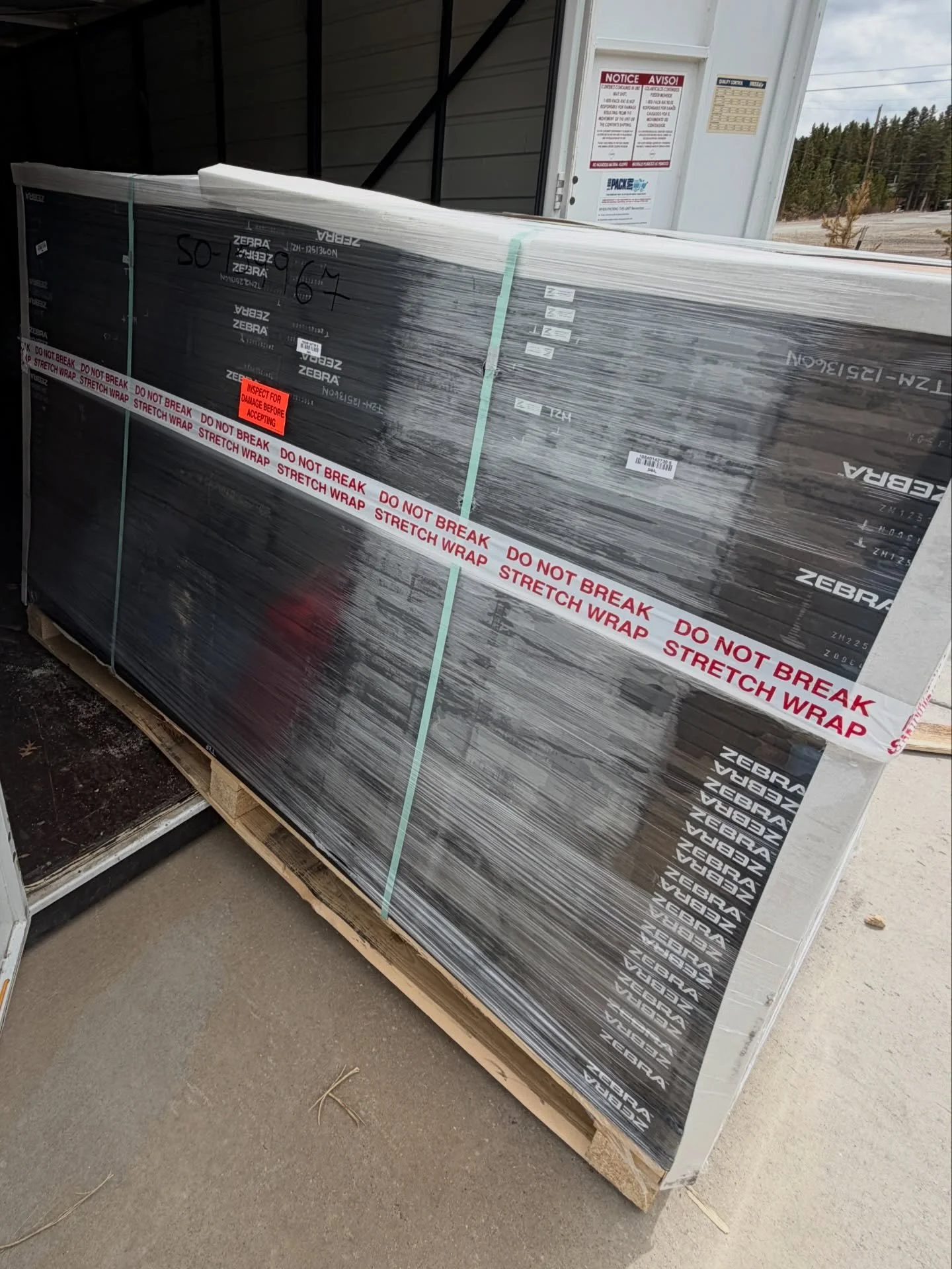 👀Big step for Project 303.

Our mats are in&mdash;and this program is officially coming to life.

Huge thank you to our community partner @zebramats_usa for helping make this possible. This support goes directly into creating a space where people in