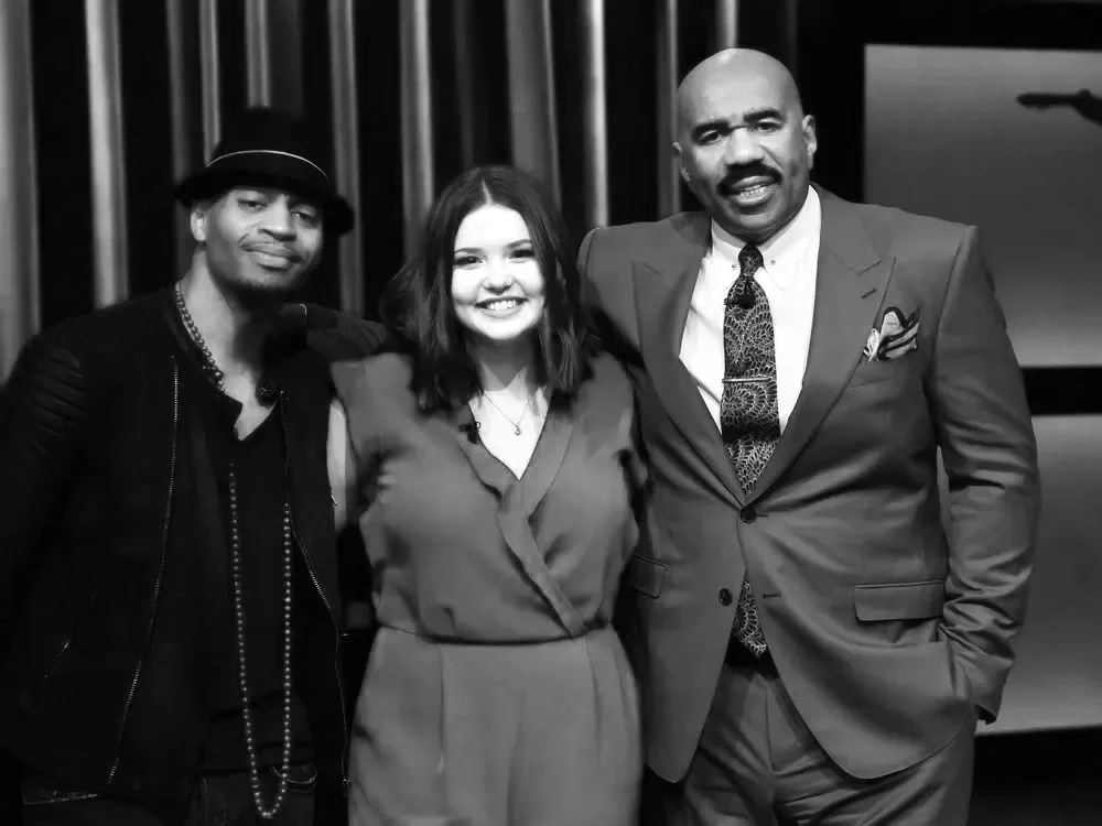 Rob Lewis with Steve Harvey and Lauren Spenser Smith during production of the television series STEVE.