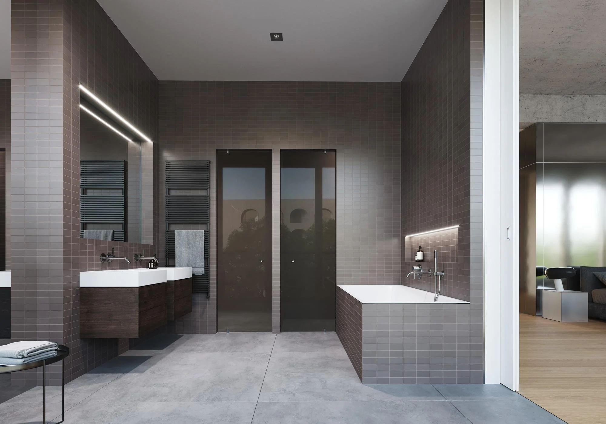Modern Badezimmer mit braunen Wandfliesen, Doppelwaschbecken, Badewanne, dunklem Duschbereich und großen Fenstern.