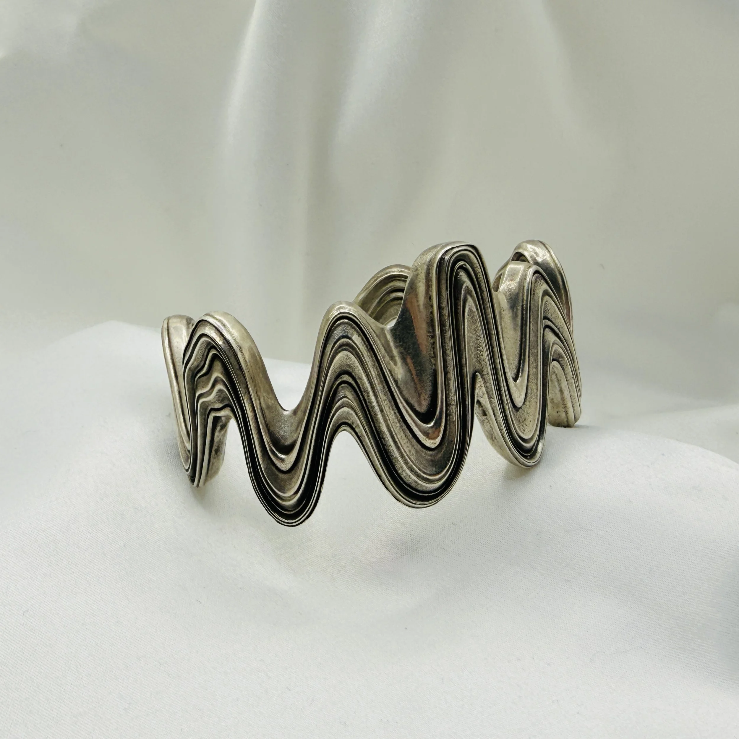 Tamed Waves Bracelet