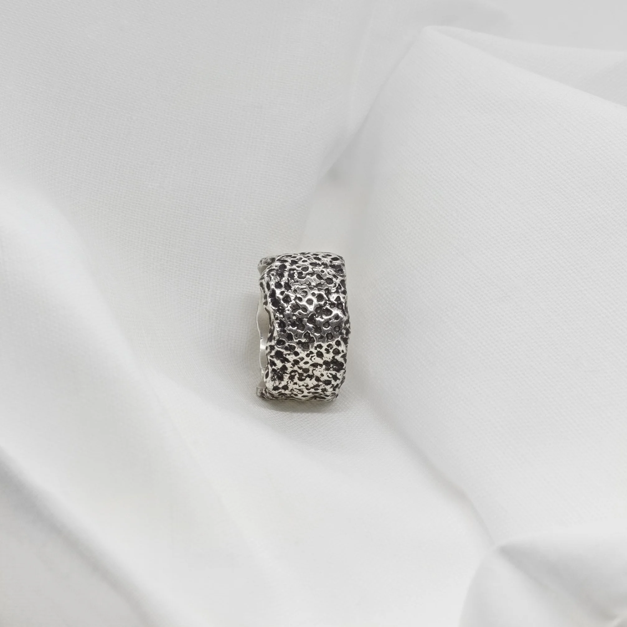 Cadera Jewelry Rind Peel Band Ring Oxidised Silver 925
