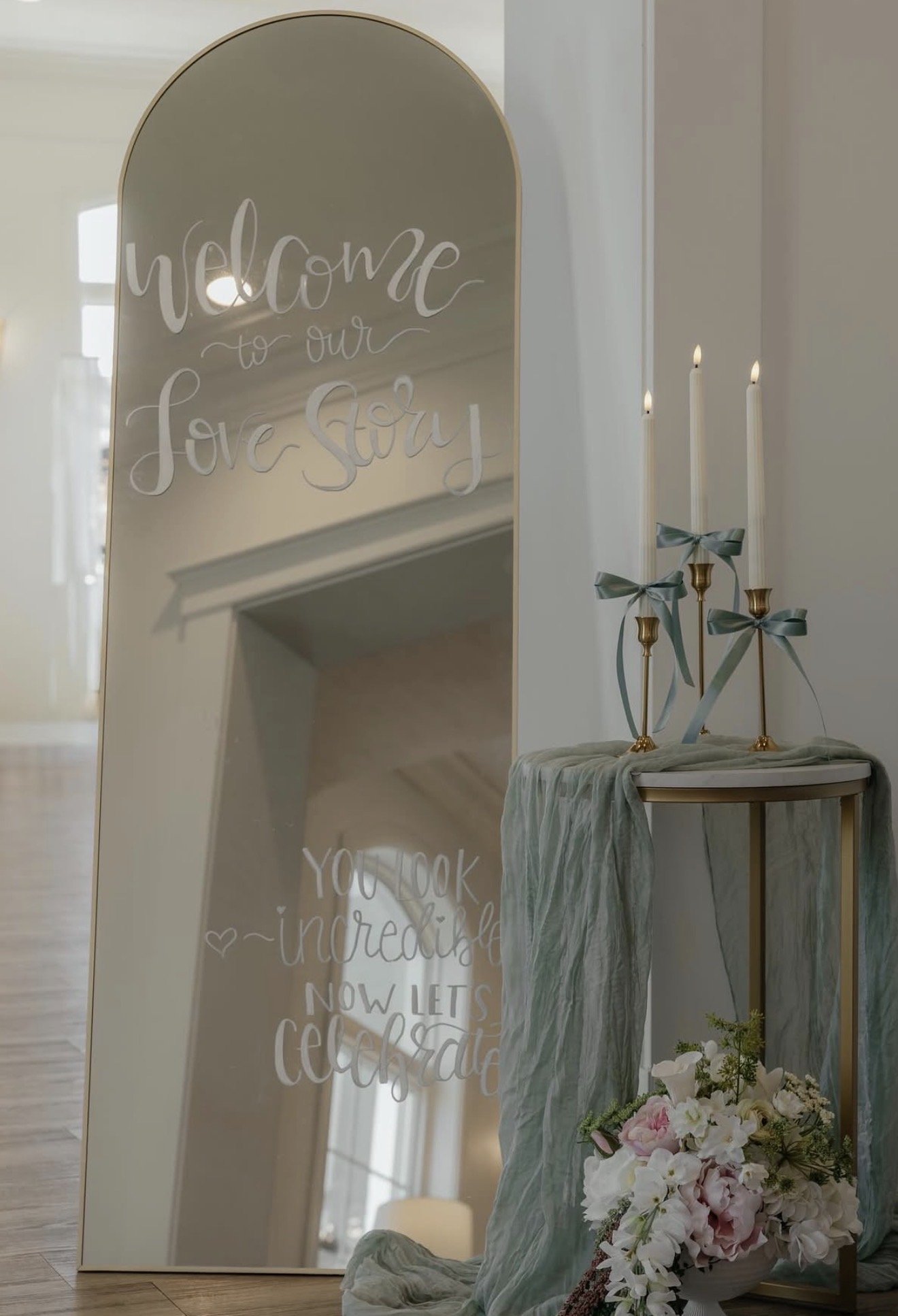 Hand-painted reception mirror