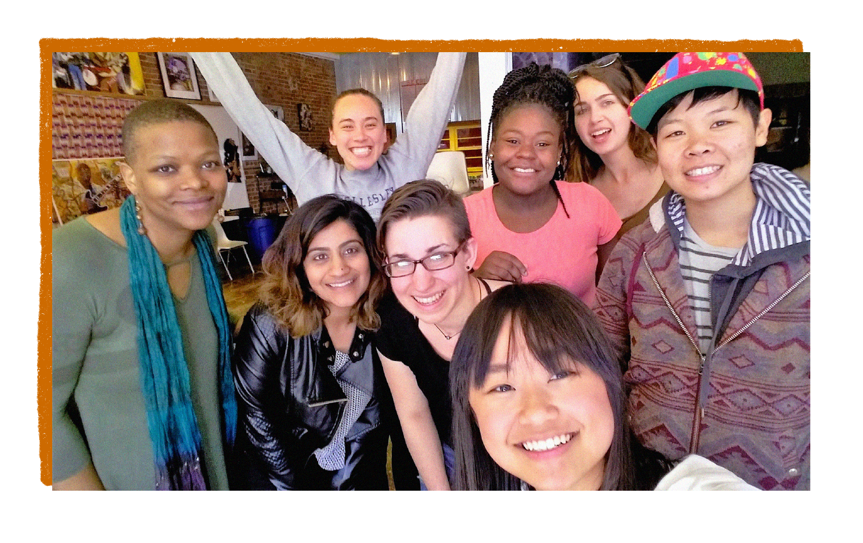 Group selfie touring 